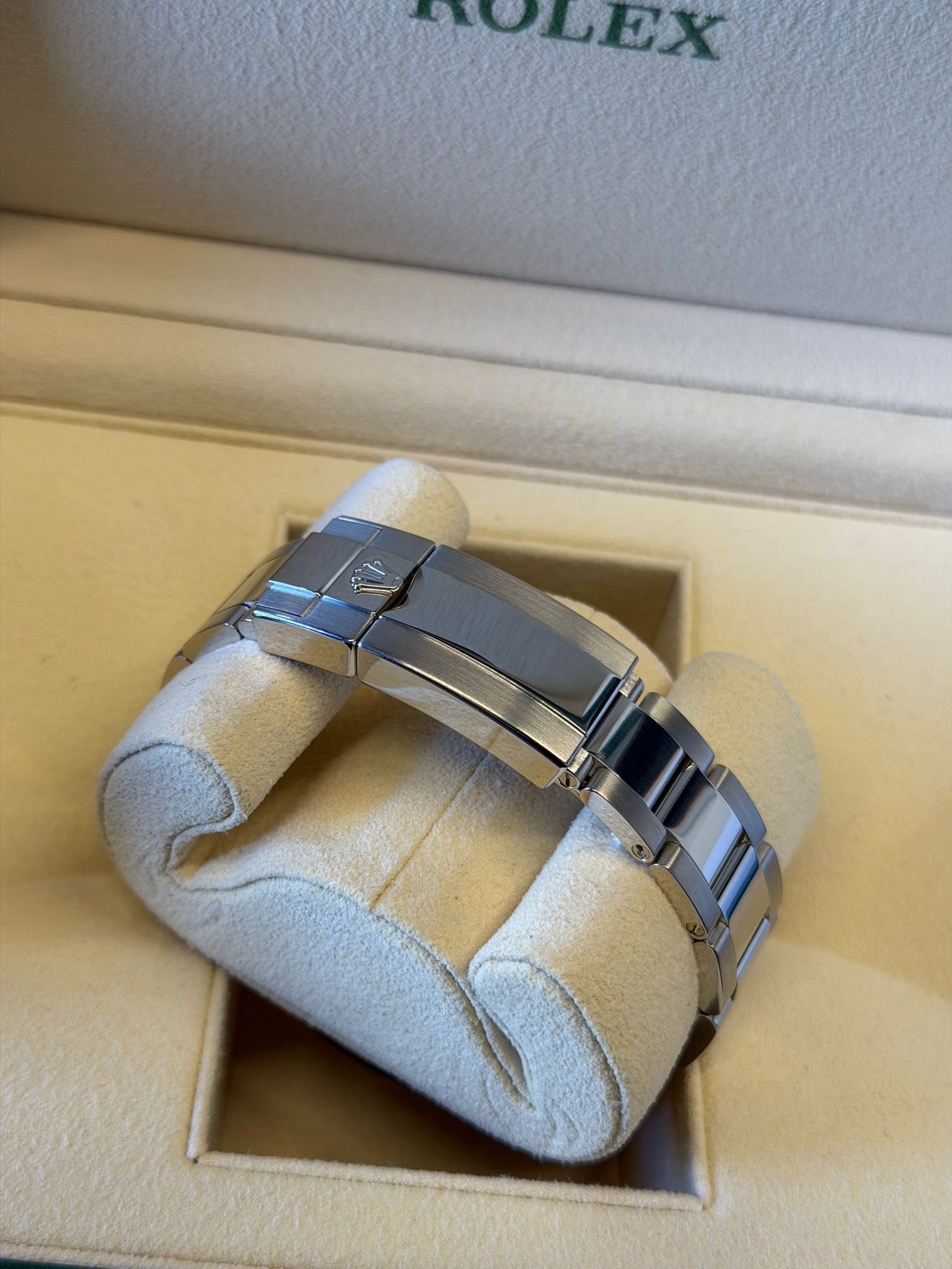 Rolex Daytona 116506 Thumbnail 6