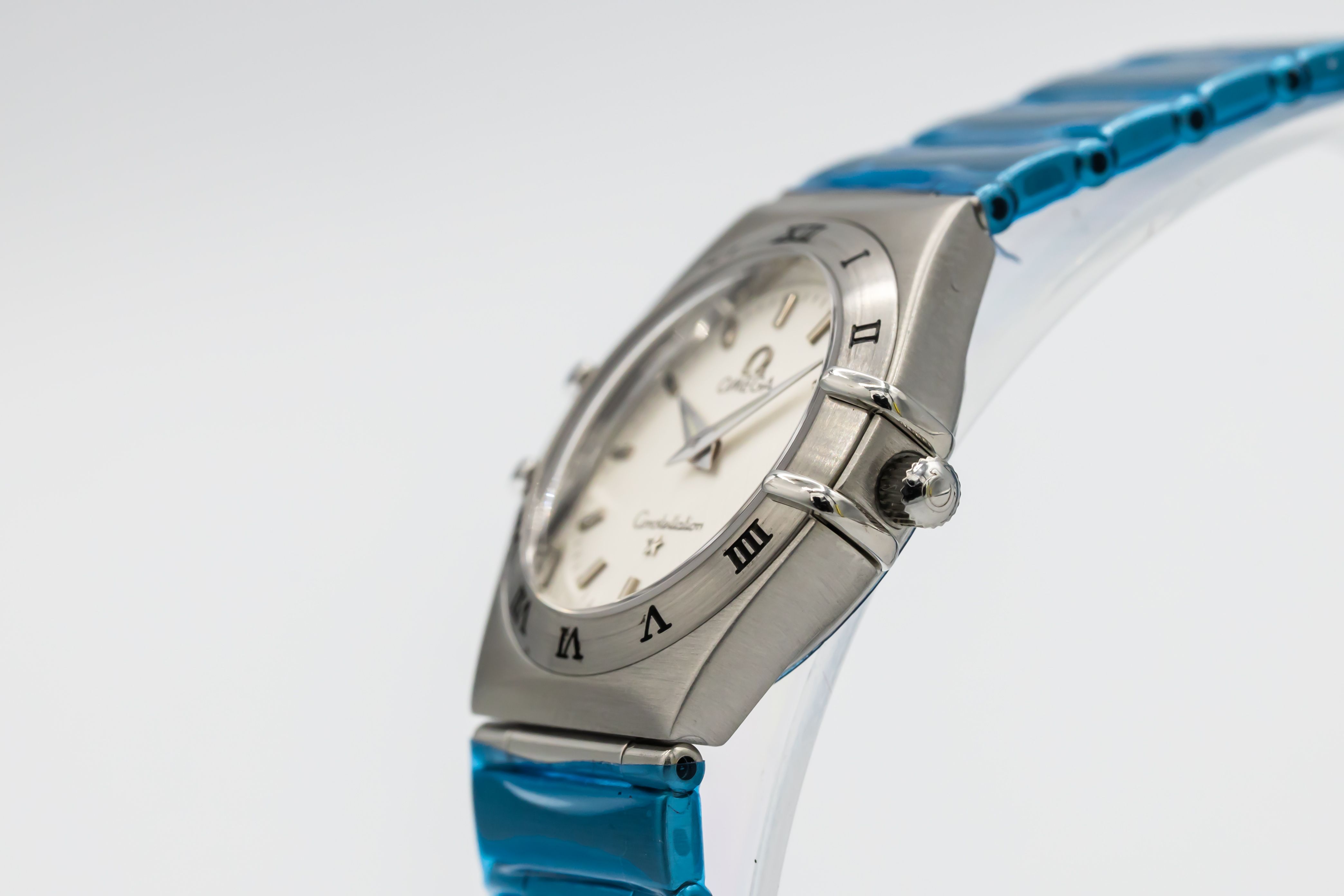 Omega Constellation Small 1572.30.00 Thumbnail 2