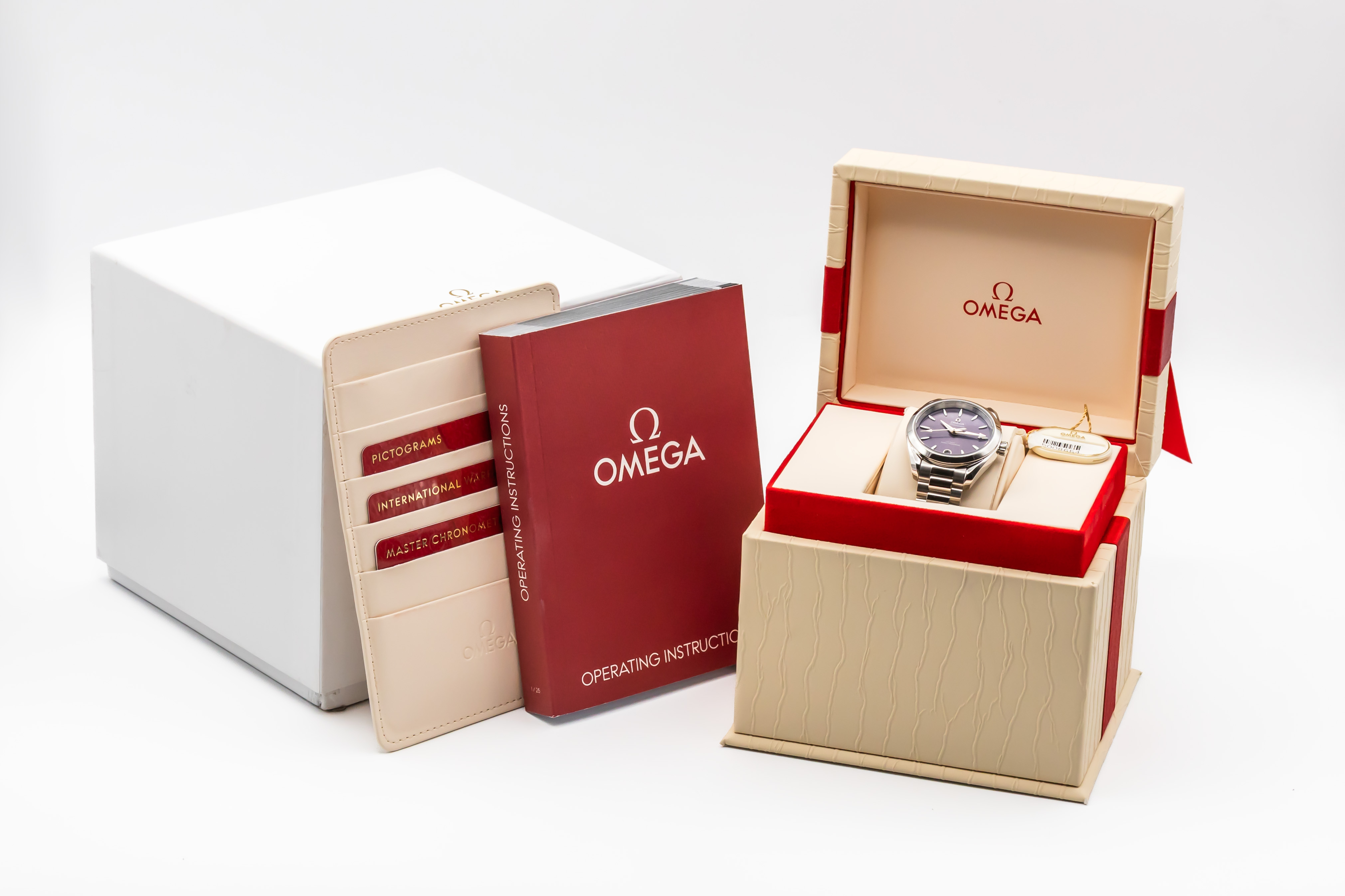 Omega Aqua Terra Shades 220.10.34.20.10.002 Thumbnail 5