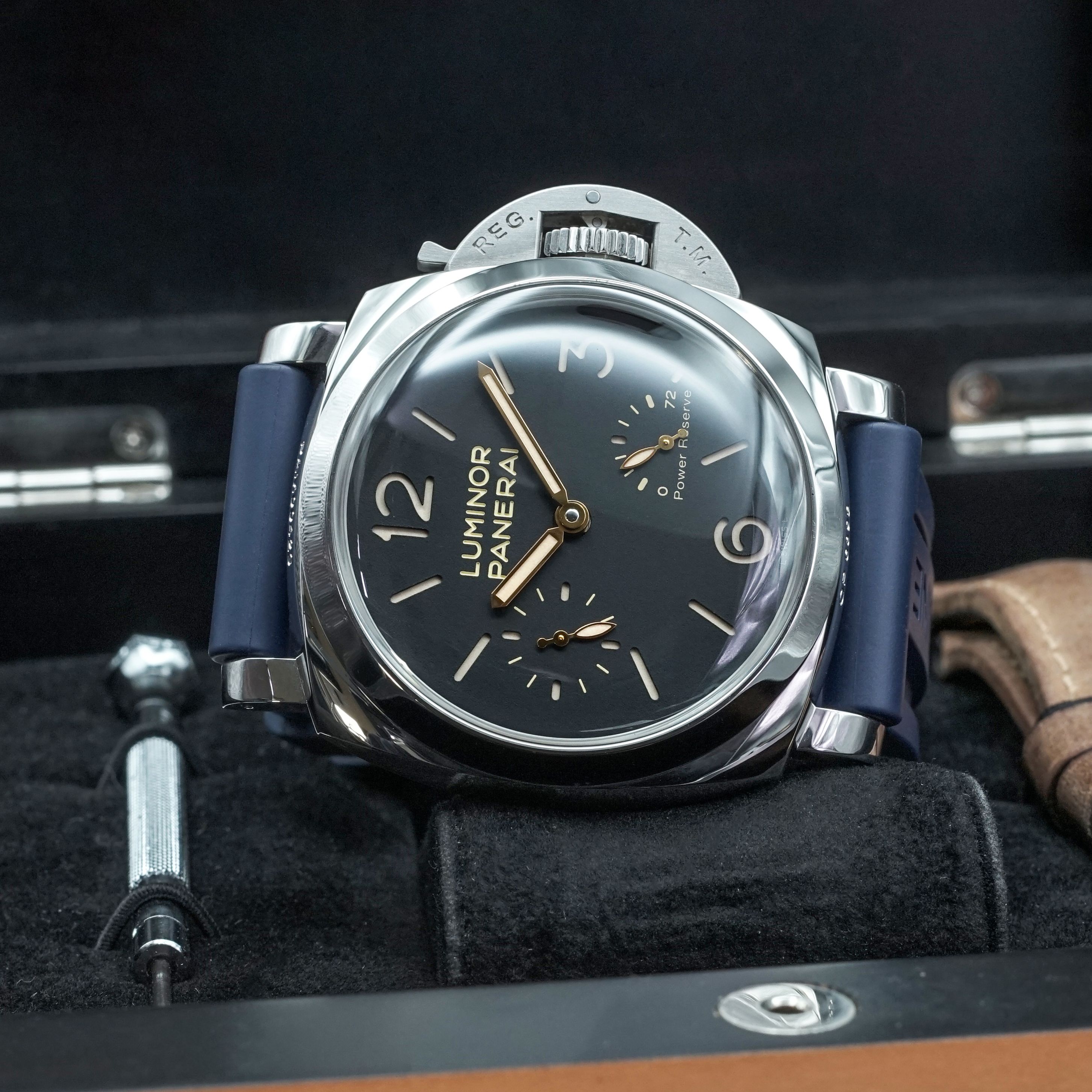Panerai Luminor Power Reserve PAM00423 Thumbnail 2