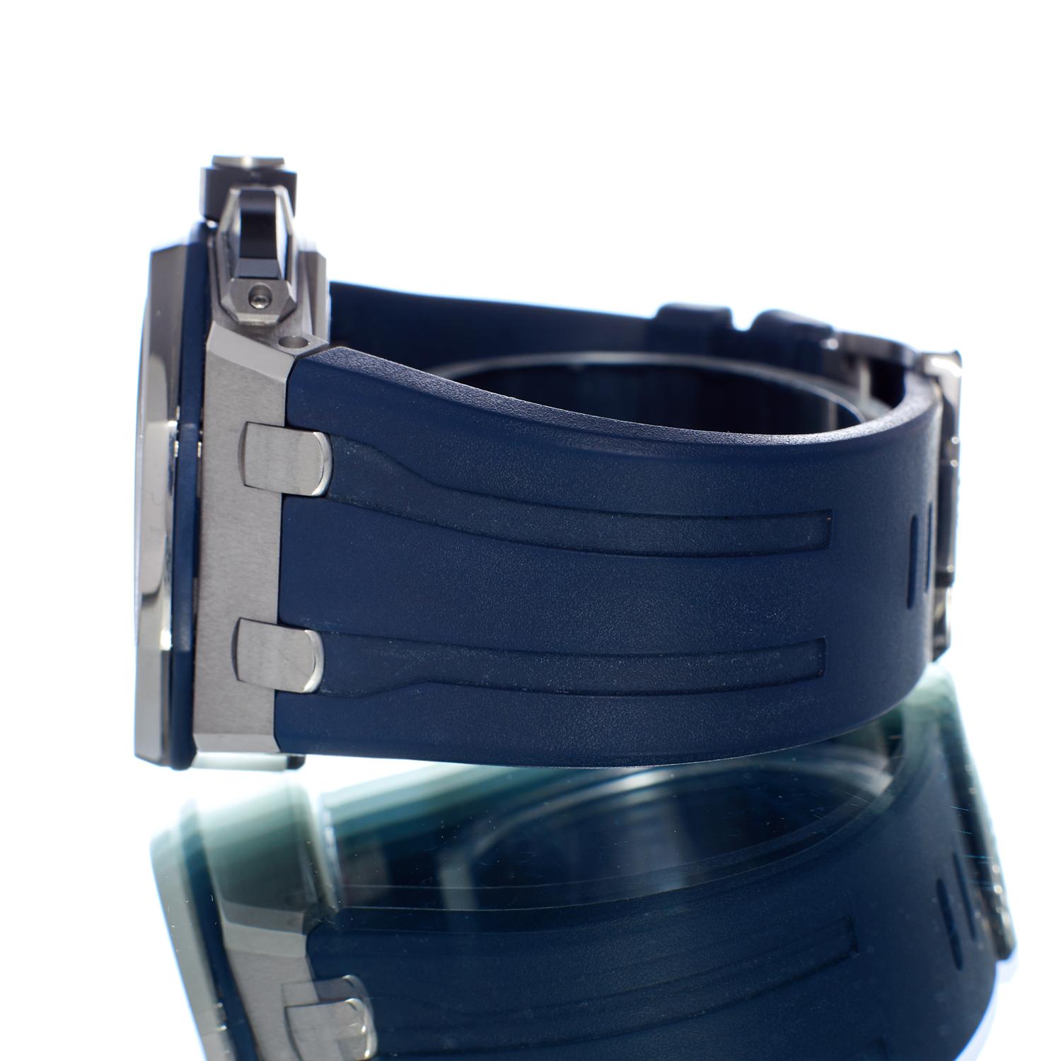 Audemars Piguet Royal Oak Offshore 26420TI.OO.A027CA.01 Thumbnail 2