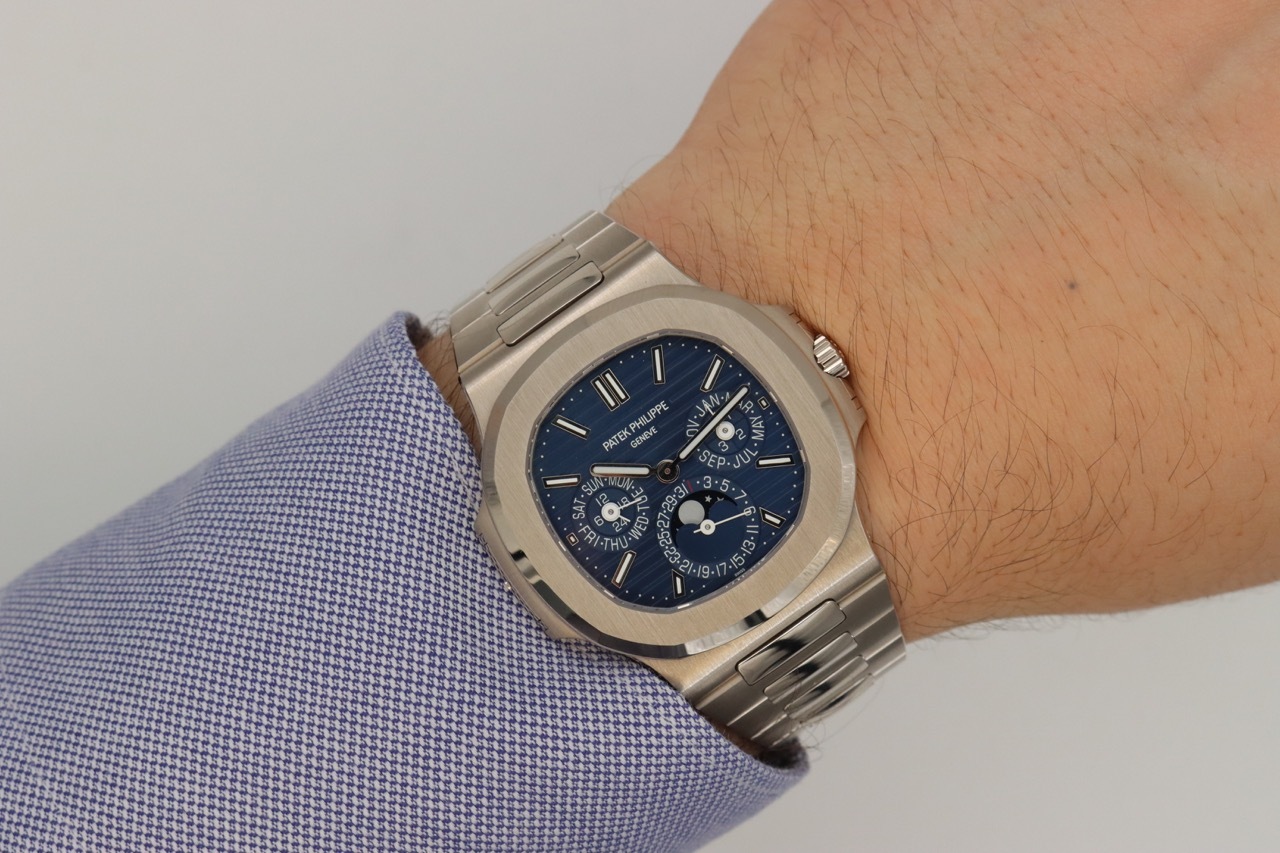 Patek Philippe Nautilus 5740/1G-001 Thumbnail 5