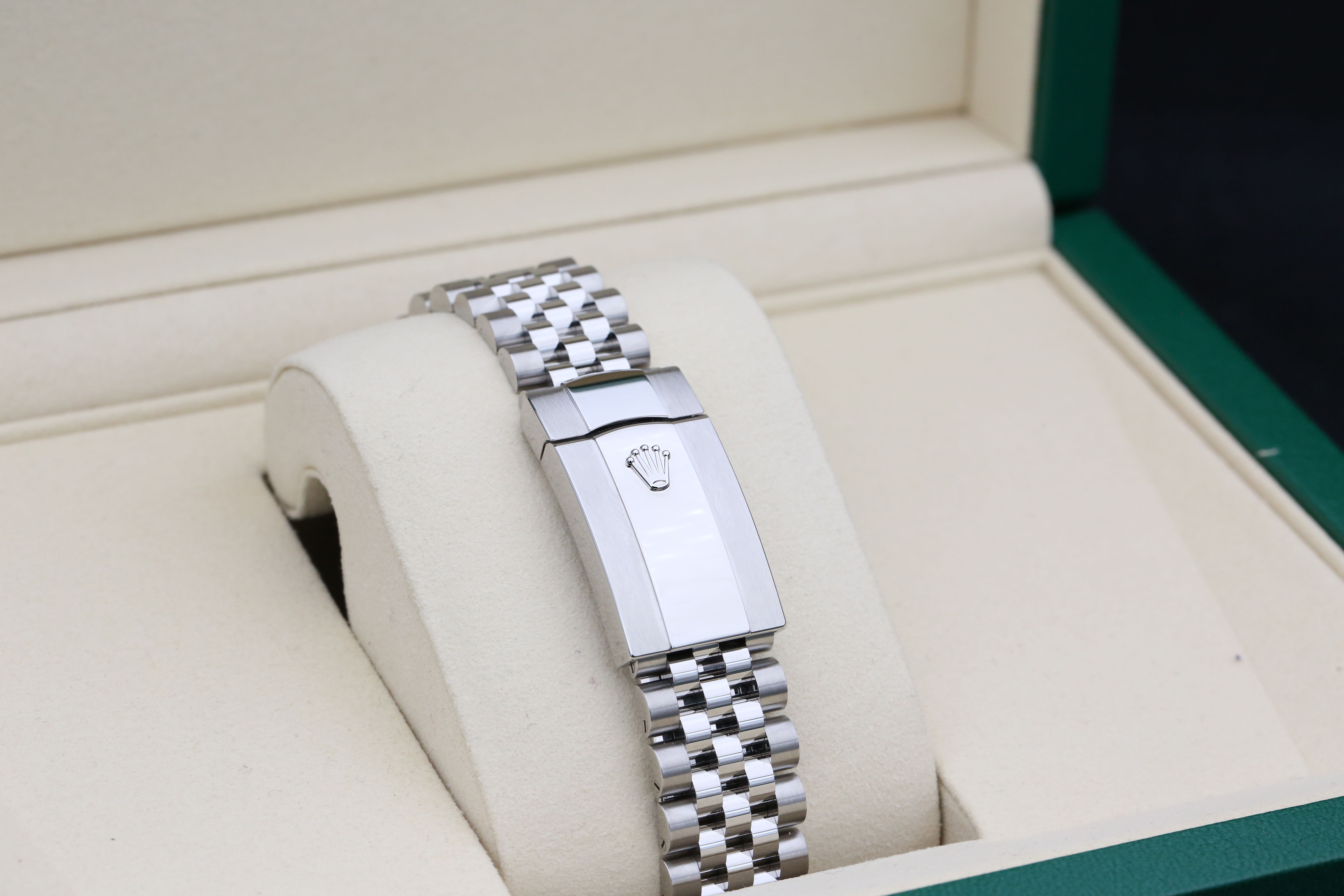 Rolex Datejust 41 126334 Thumbnail 3