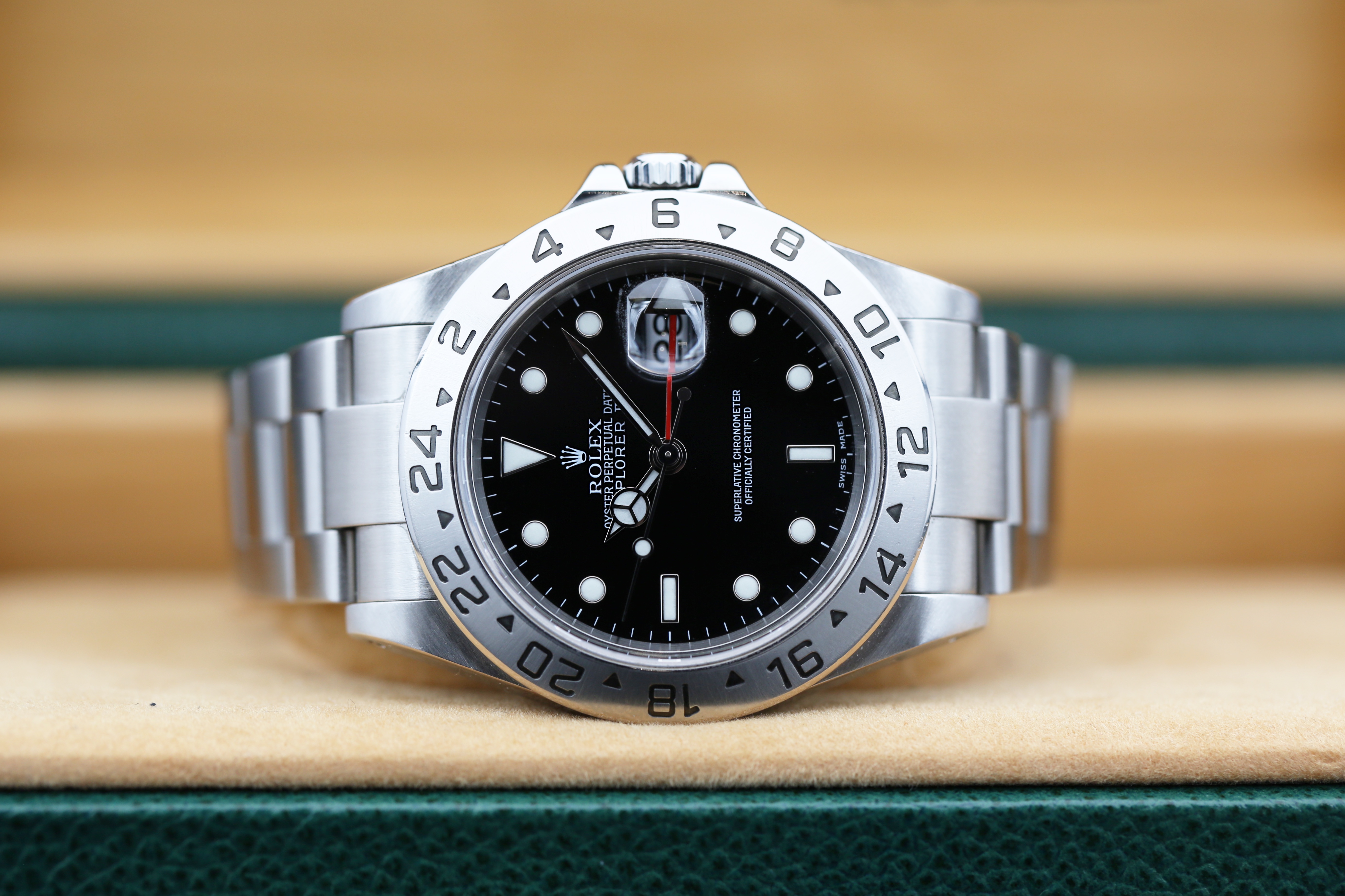 Rolex Explorer II 16570 Thumbnail 5