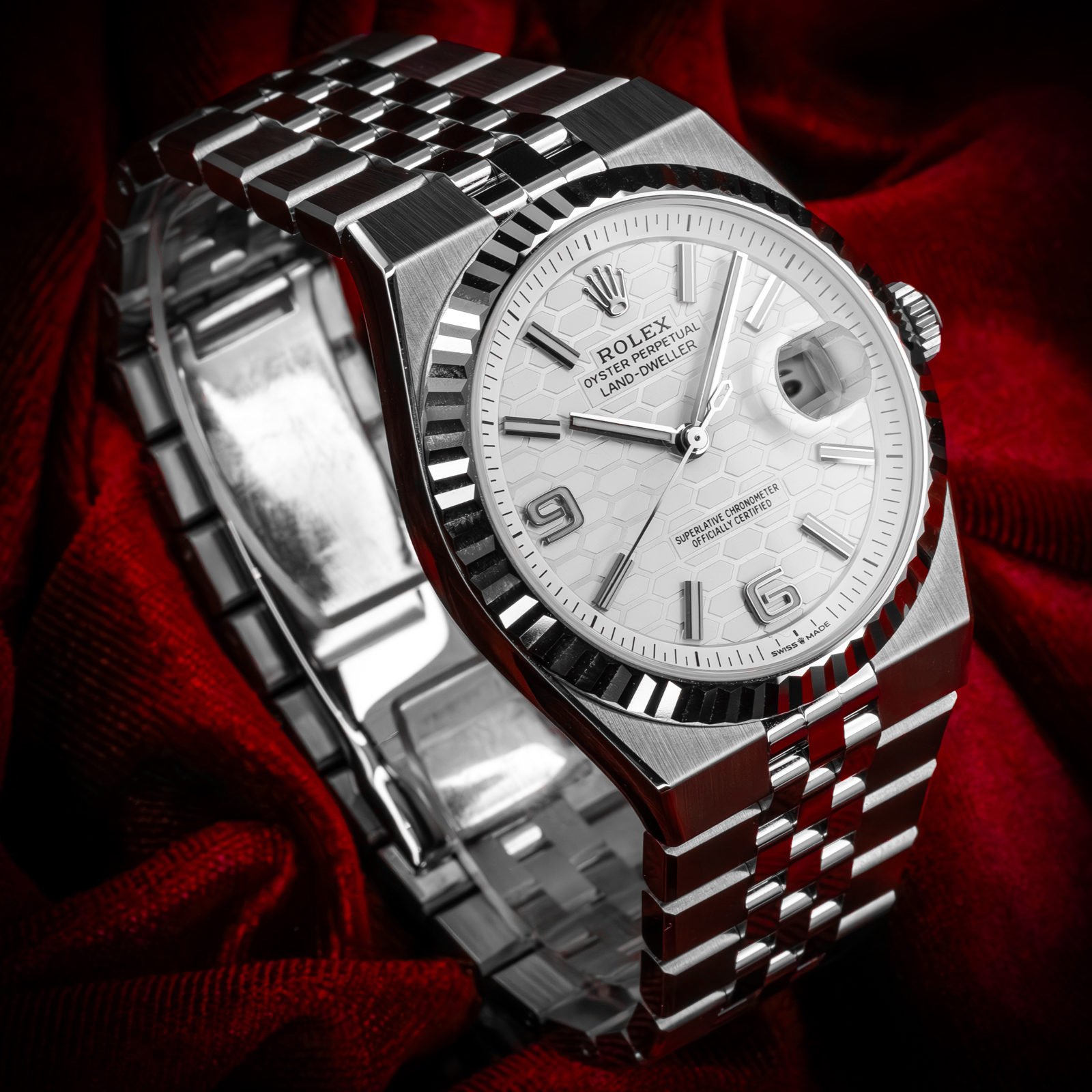 Rolex Land-Dweller 40 127334 Thumbnail 2