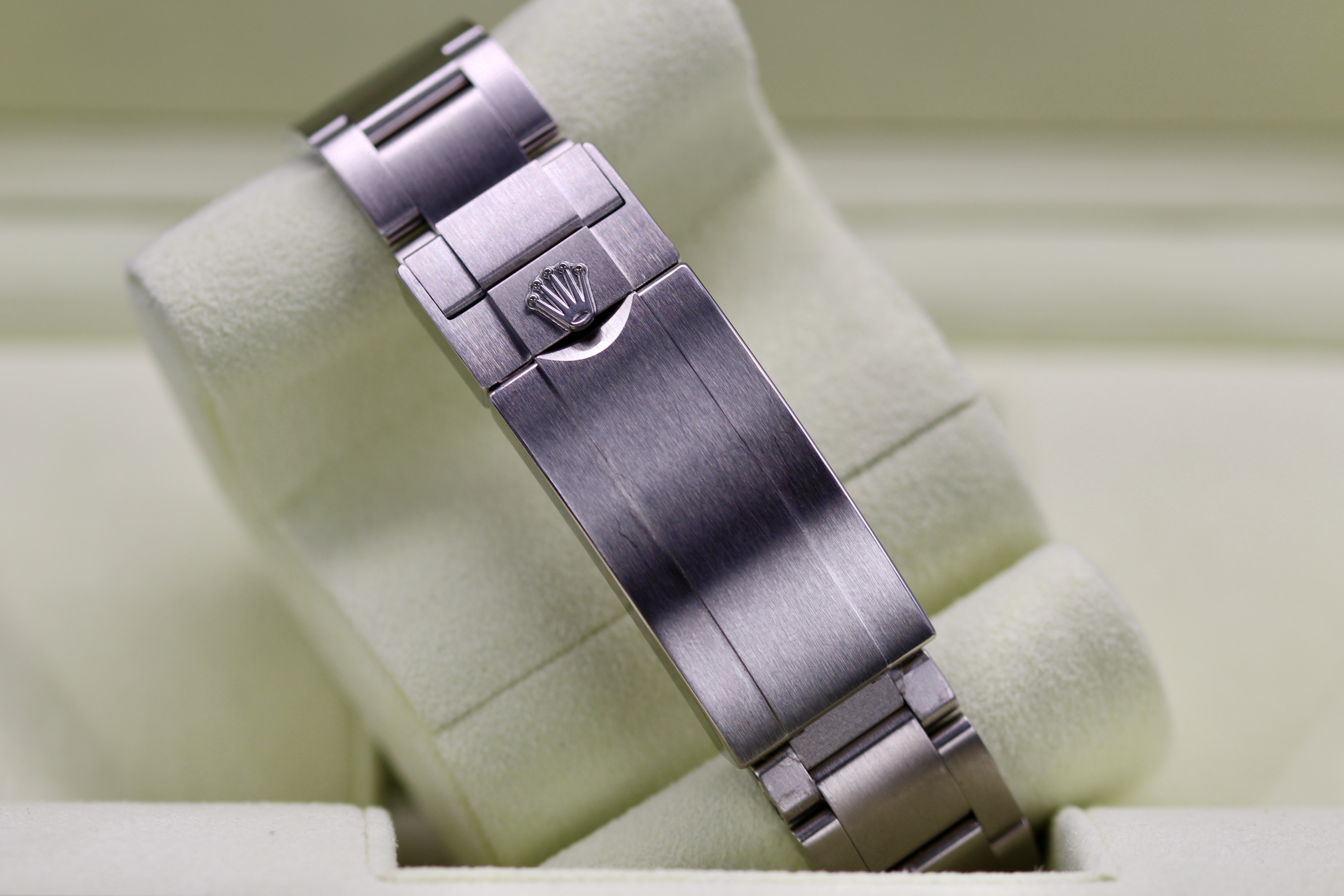 Rolex Submariner 116610 LN Thumbnail 4