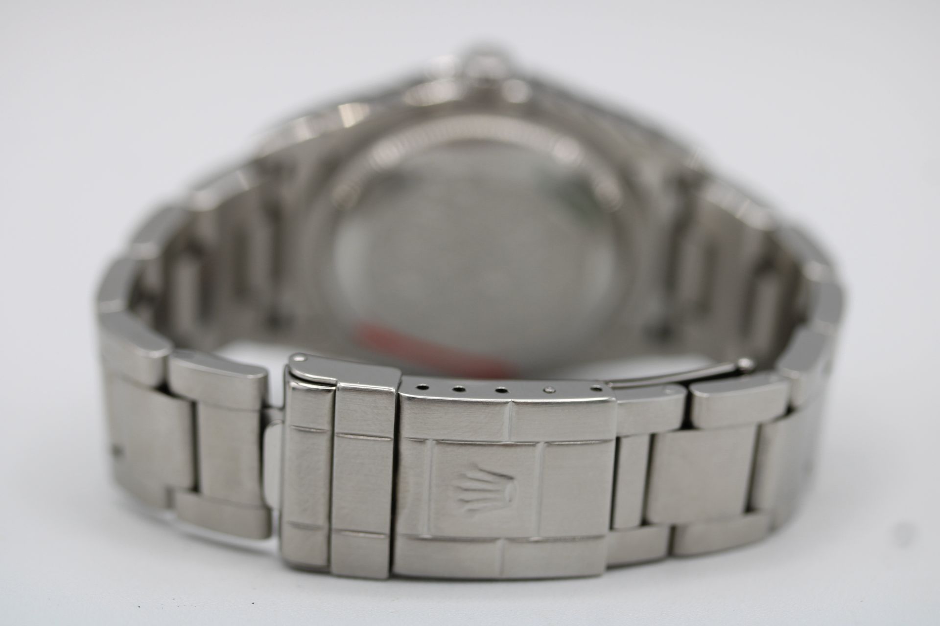 Rolex Explorer 114270 Thumbnail 3