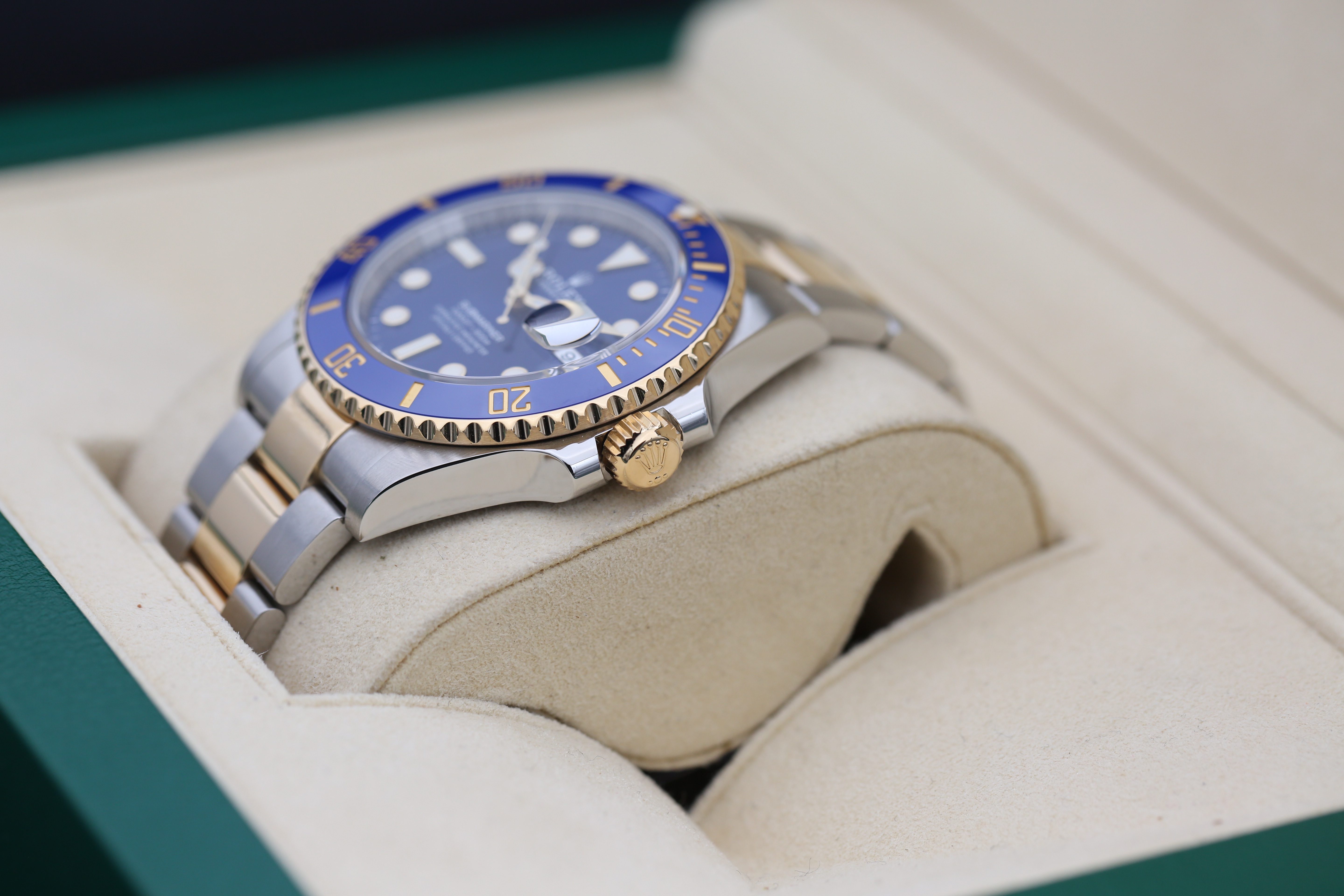 Rolex Submariner 126613 LB Thumbnail 6