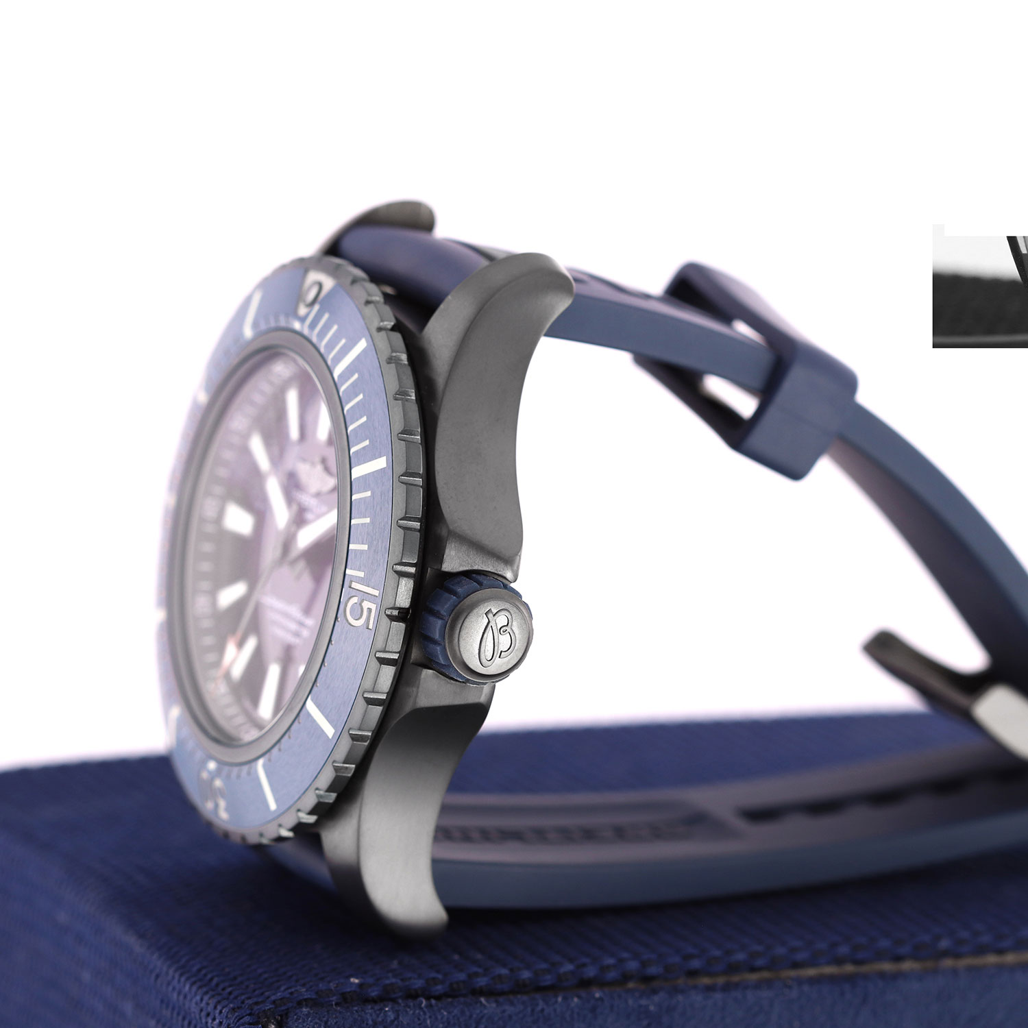 Breitling SuperOcean Automatic V17369 Thumbnail 3