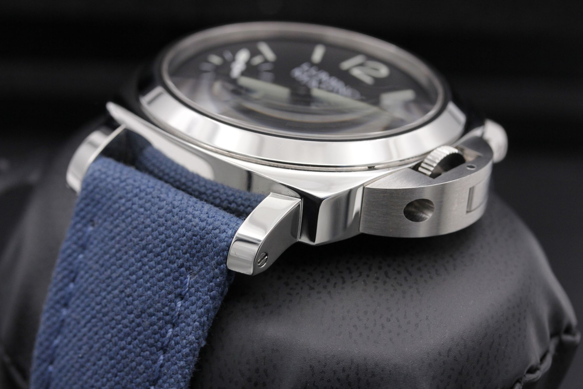 Panerai Luminor Logo PAM00777 Thumbnail 2