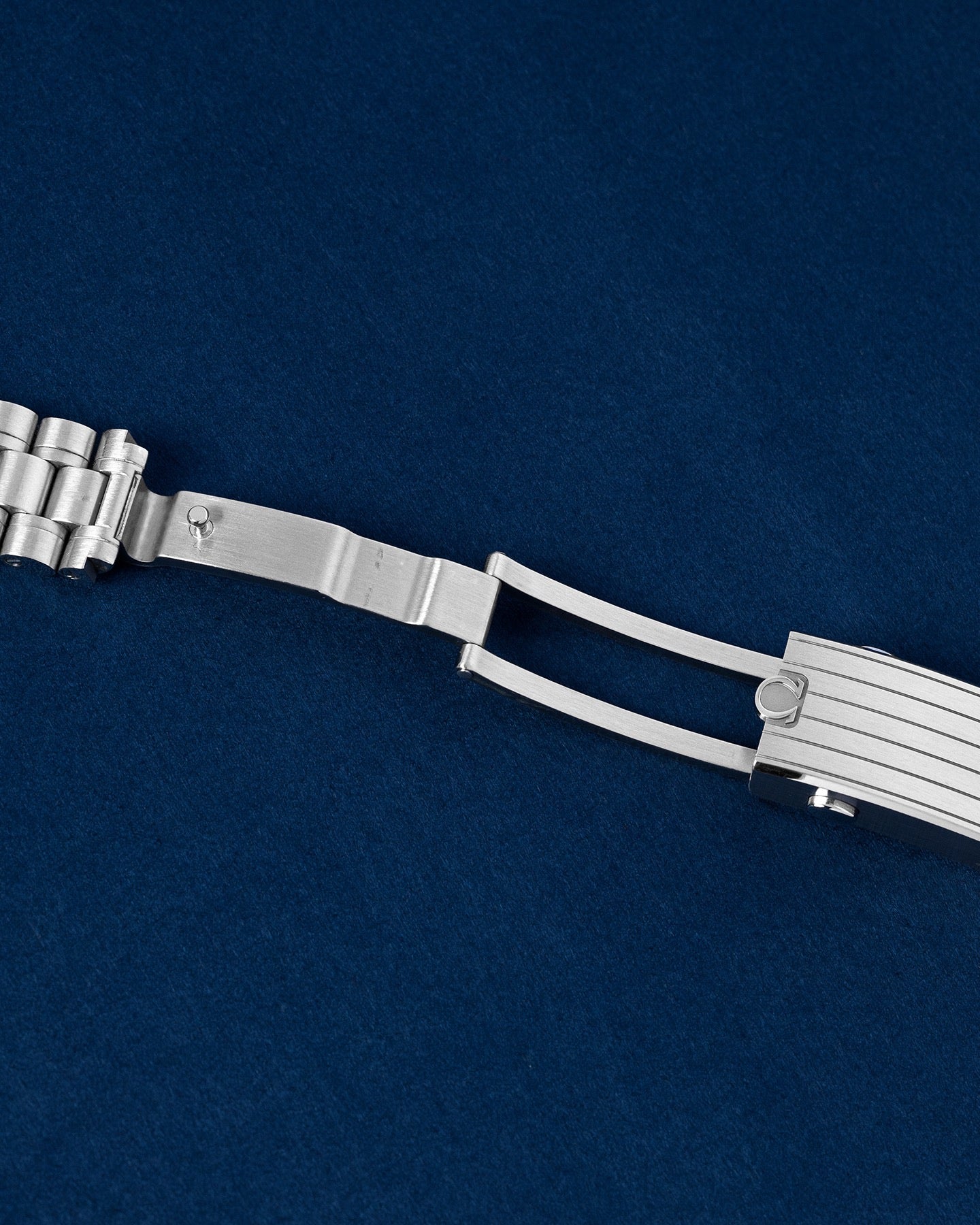 Omega Speedmaster Moonwatch Professional 310.30.42.50.01.001 Thumbnail 4