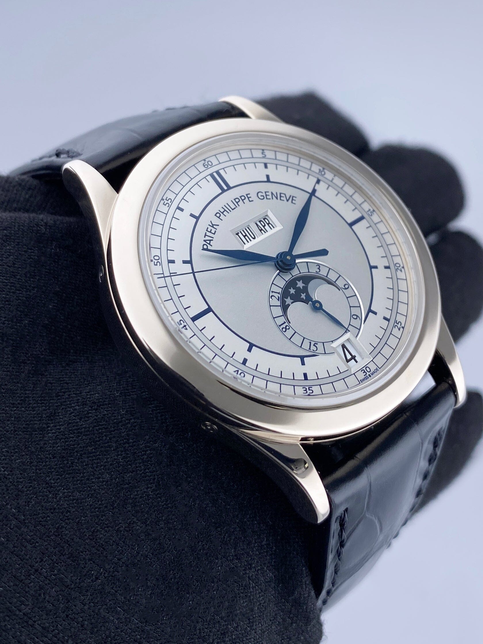 Patek Philippe Complications 5396G-001 Thumbnail 4