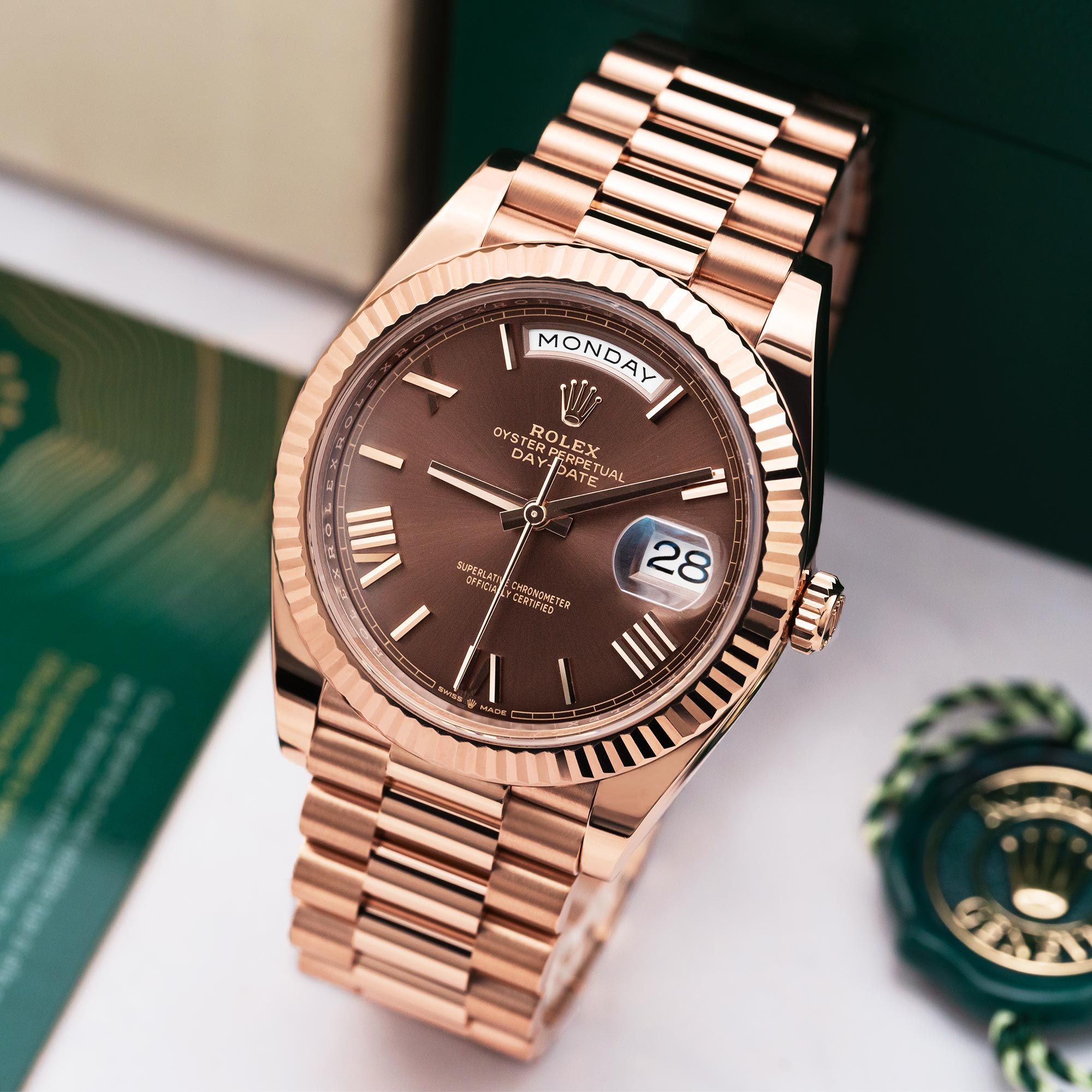 Rolex Day-Date 40 228235 Thumbnail 2