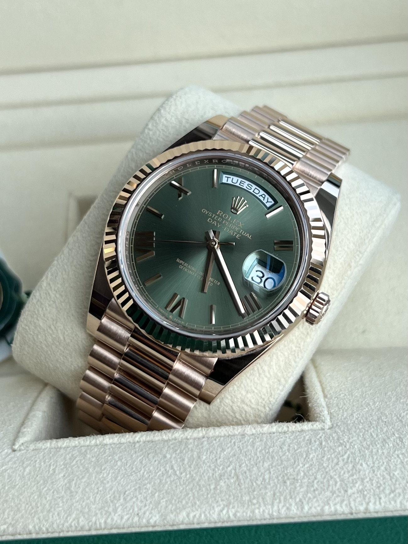Rolex Day-Date 40 228235 Thumbnail 5