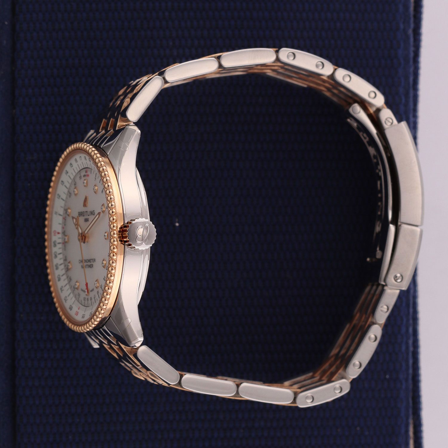 Breitling Navitimer Automatic 35 U17395 Thumbnail 3
