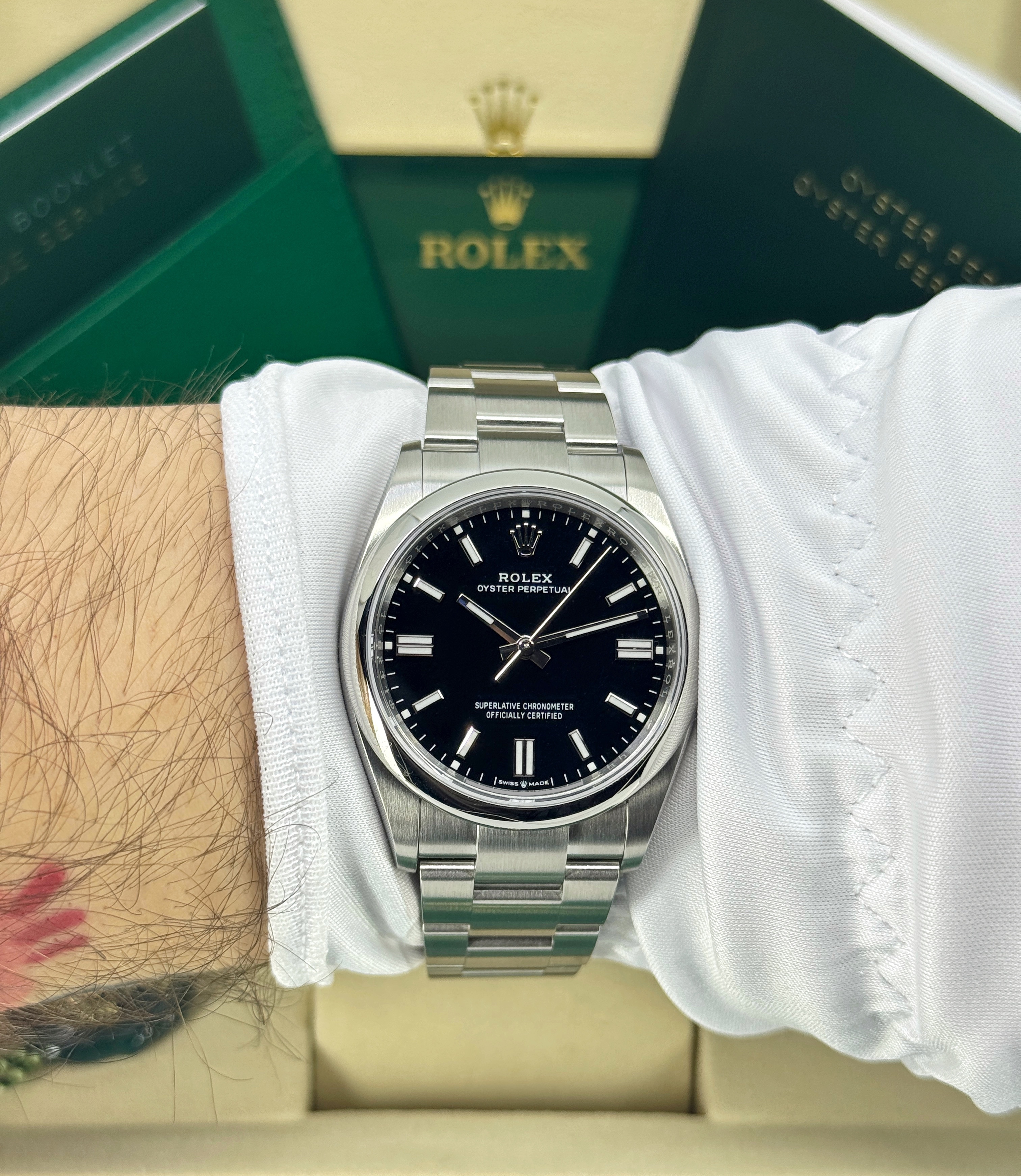 Rolex Oyster Perpetual 126000 Thumbnail 5