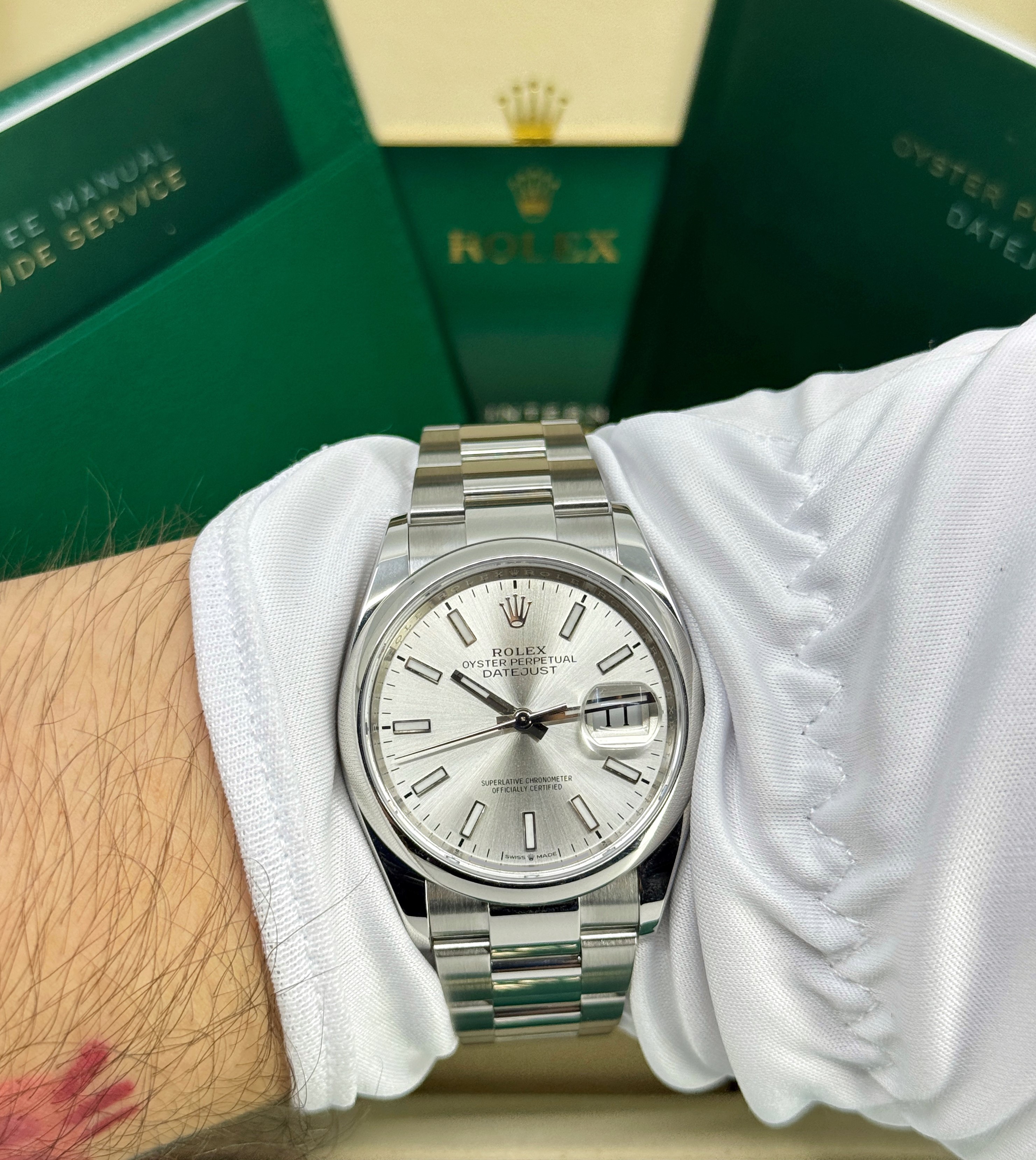 Rolex Datejust 126200 Thumbnail 5