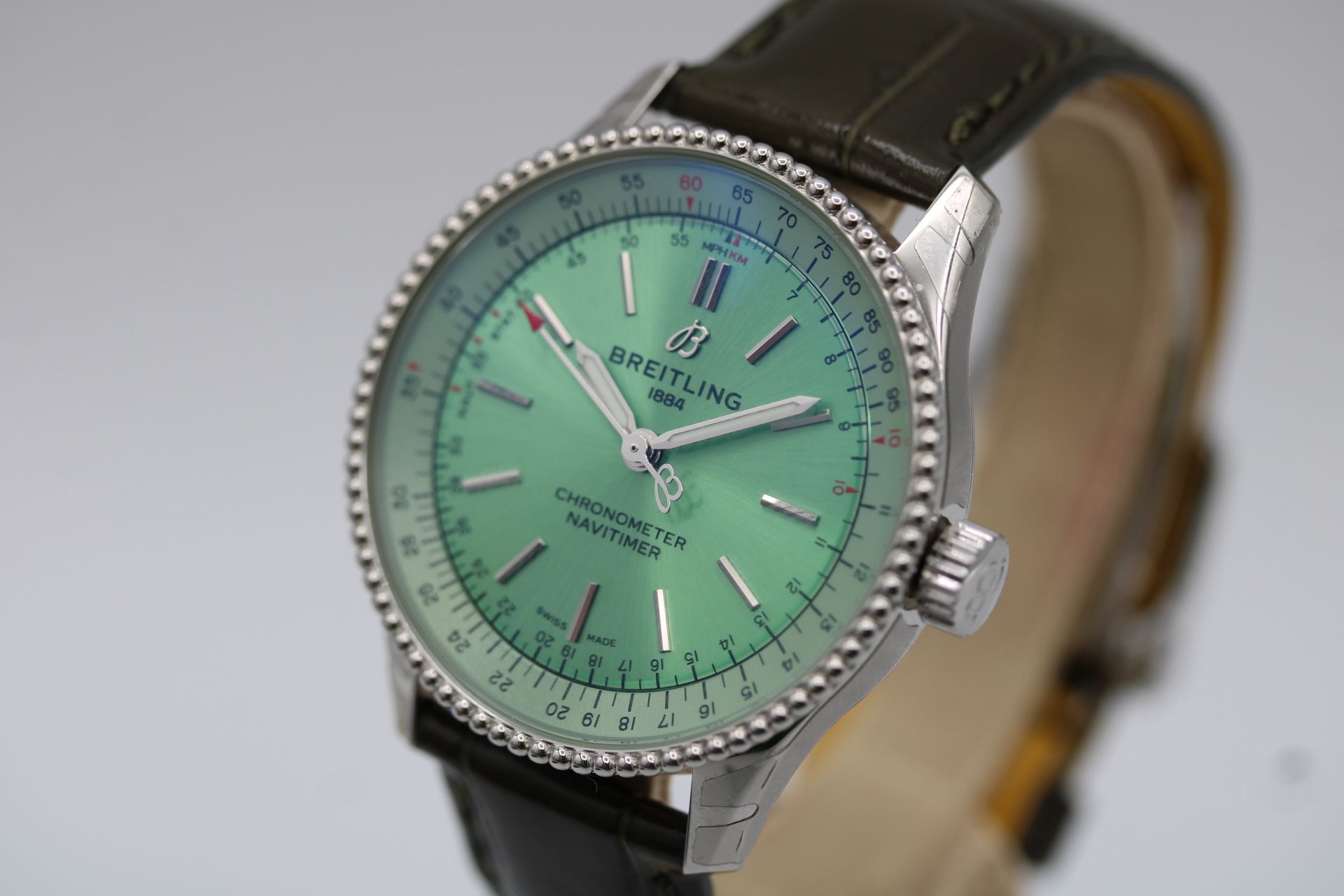 Breitling Navitimer Automatic 35 A17395 Thumbnail 2