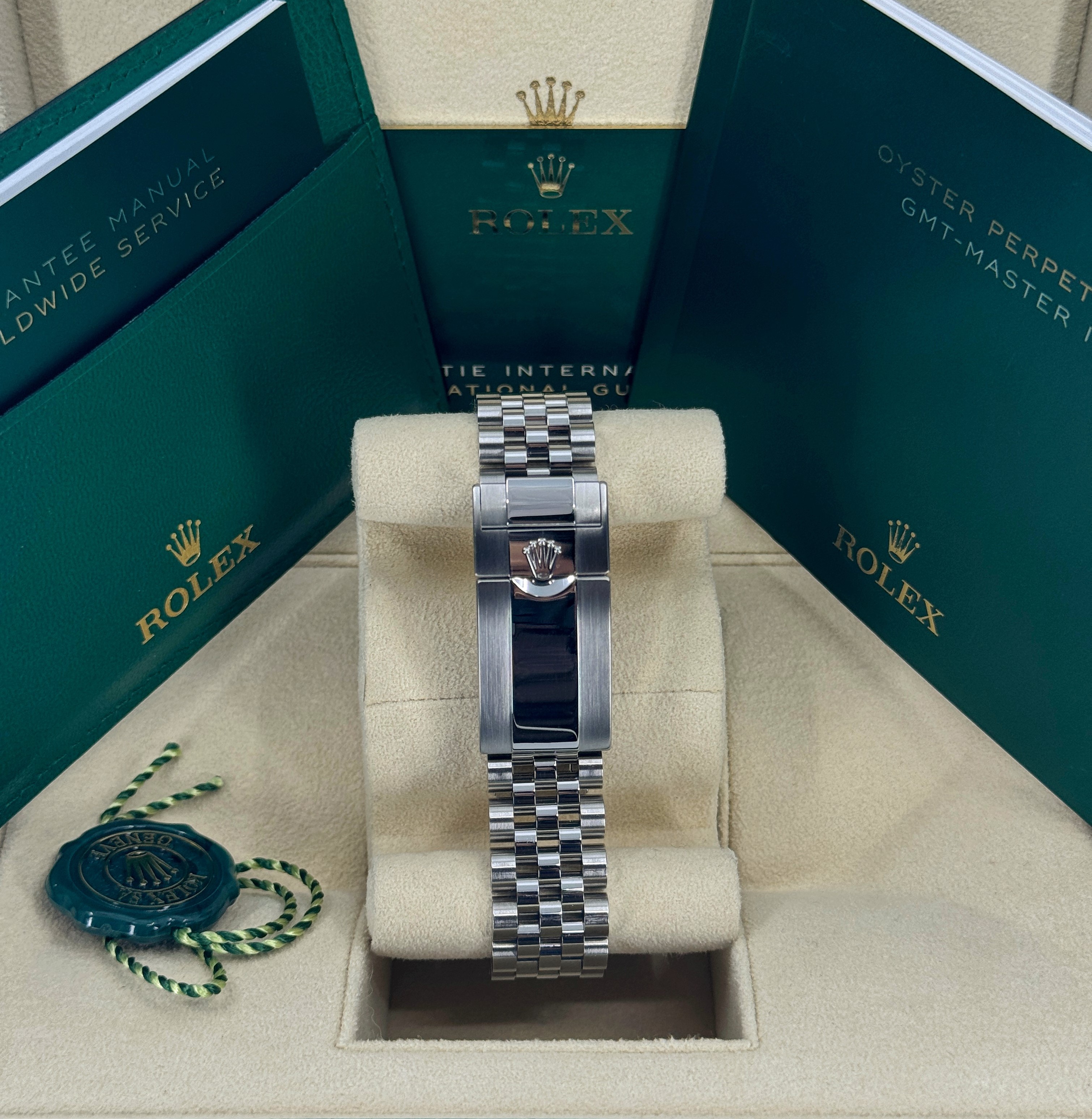 Rolex GMT Master II 126710 BLNR Thumbnail 3