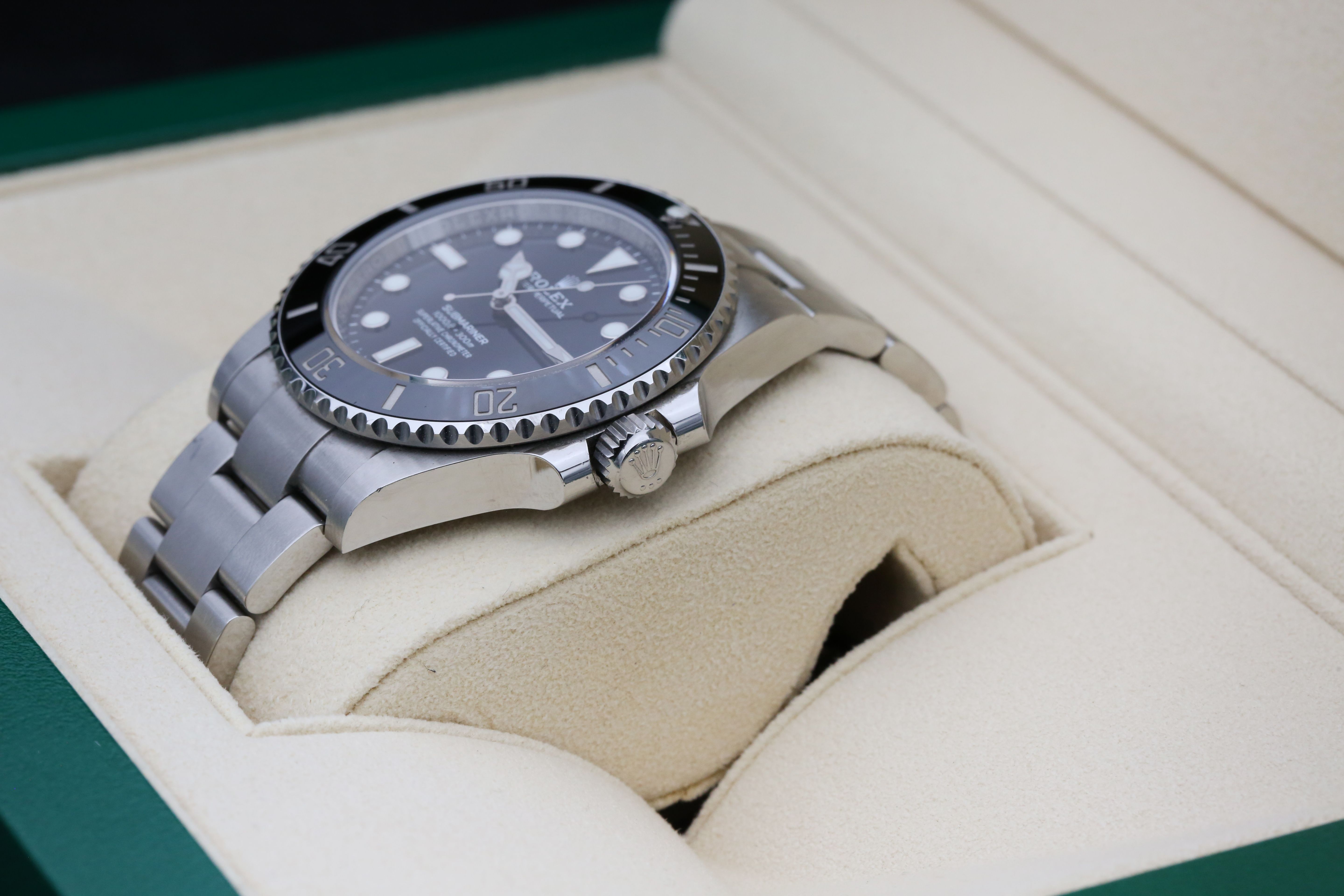 Rolex Submariner 124060 Thumbnail 6