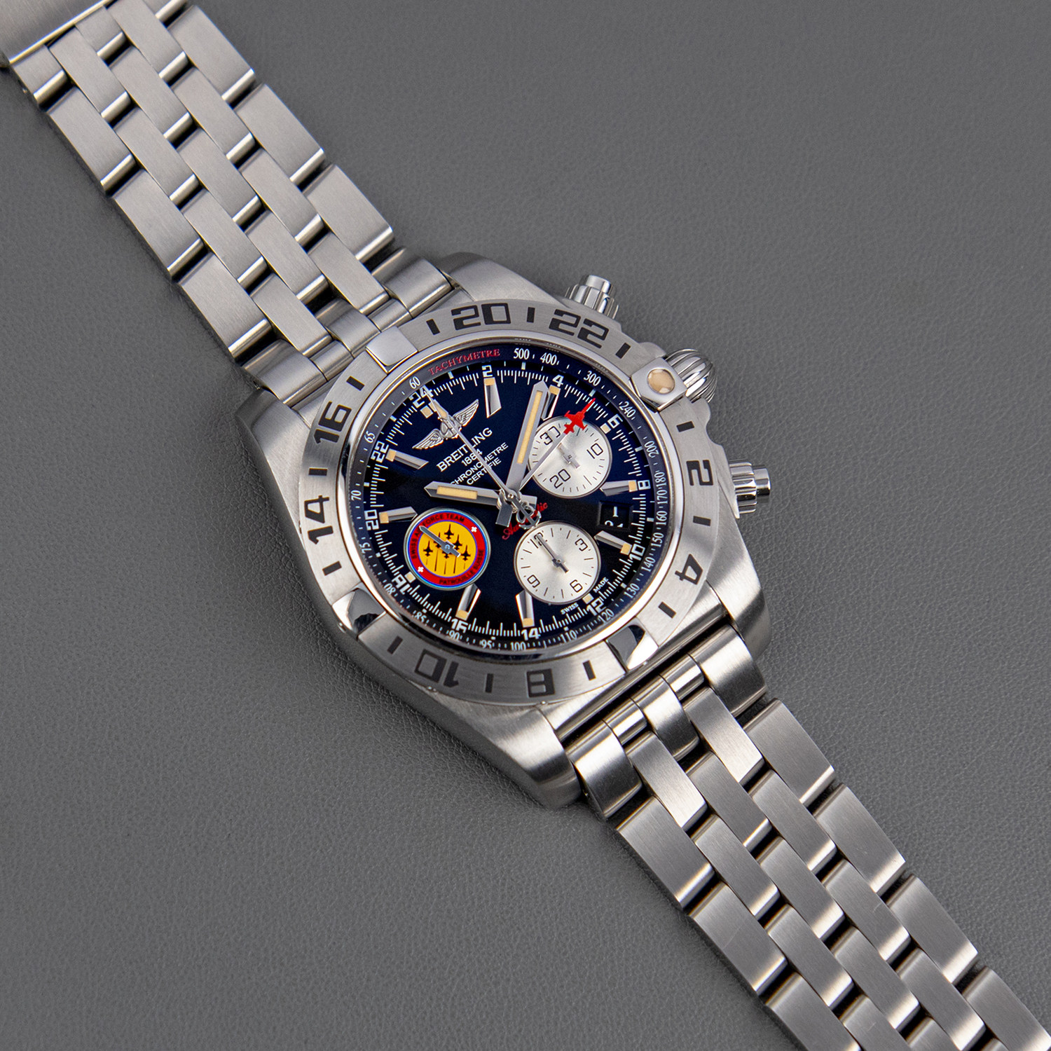 Breitling Chronomat 44 GMT AB0420 Thumbnail 5