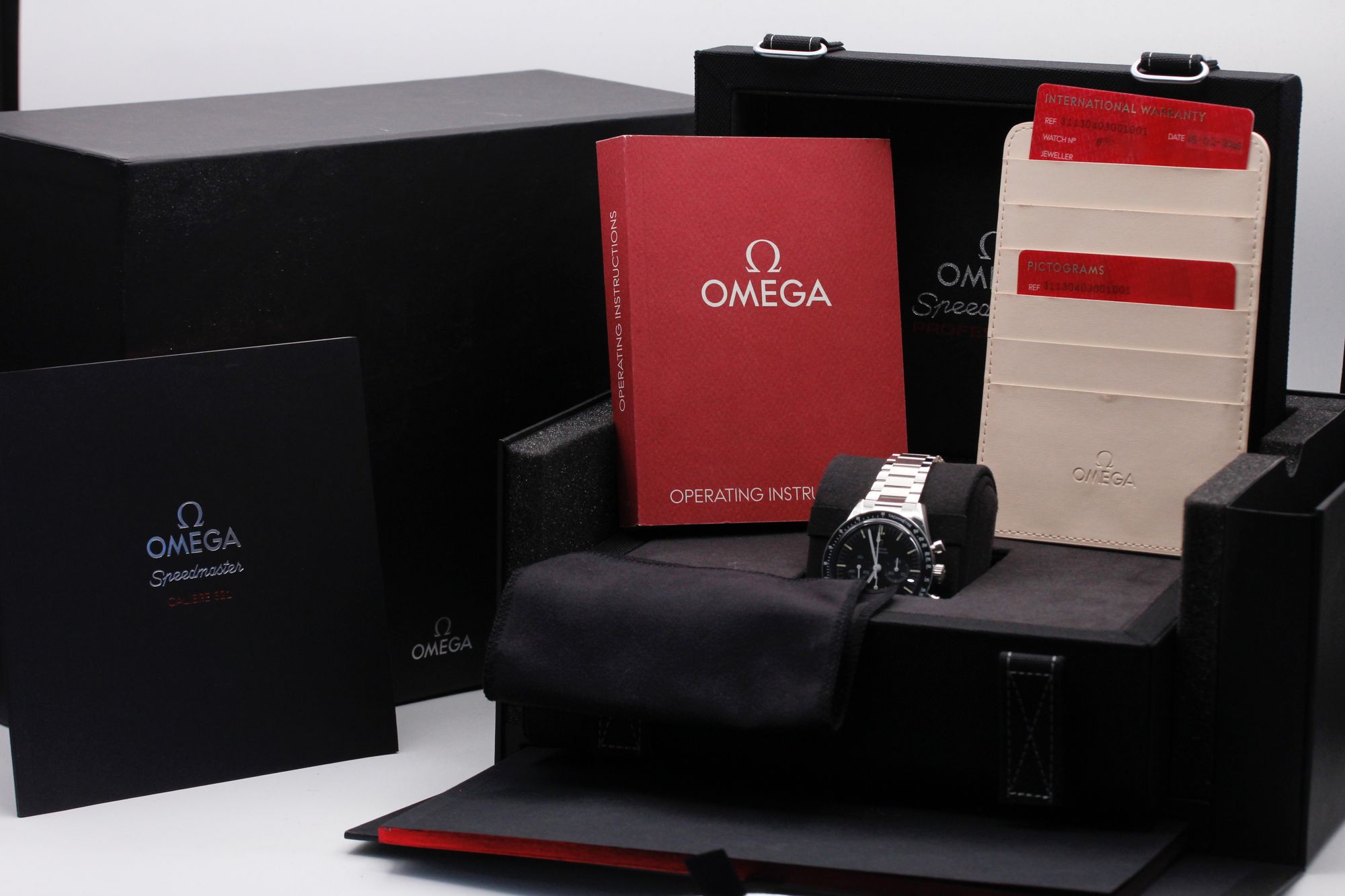 Omega Speedmaster Calibre 321 311.30.40.30.01.001 Thumbnail 5