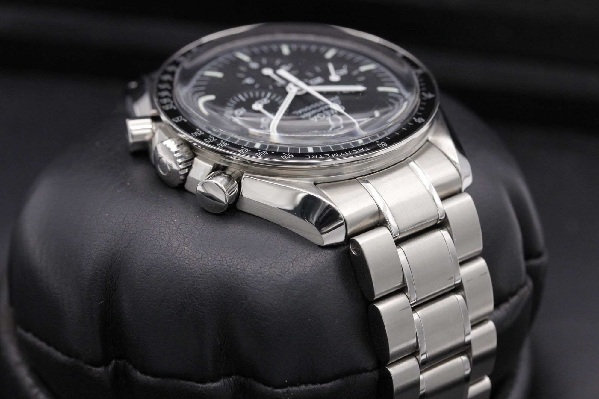 Omega Speedmaster Moonwatch 311.33.42.30.01.001 Thumbnail 4