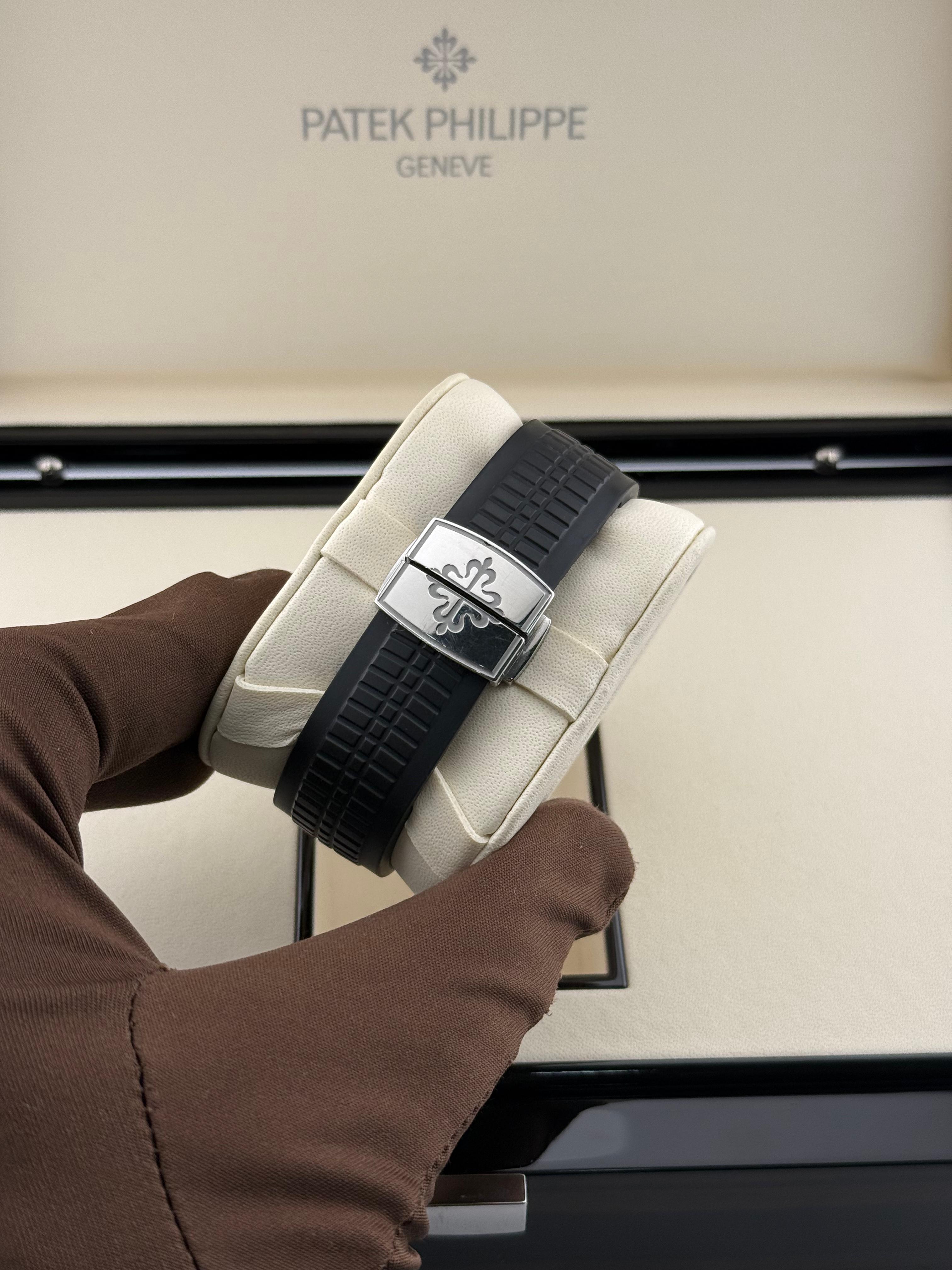 Patek Philippe Aquanaut 5164A-001 Thumbnail 5