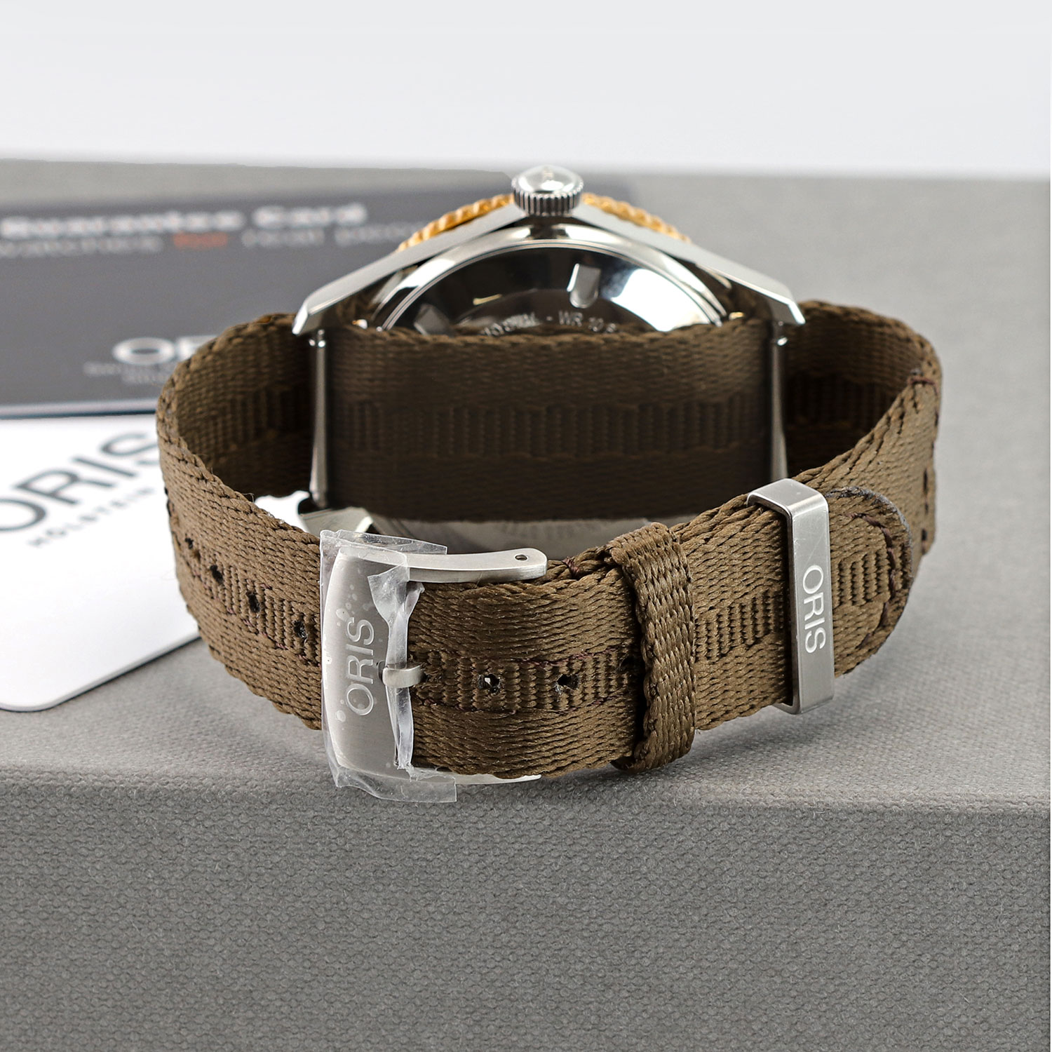 Oris Divers 01 733 7747 4354-07 5 17 30 Thumbnail 4