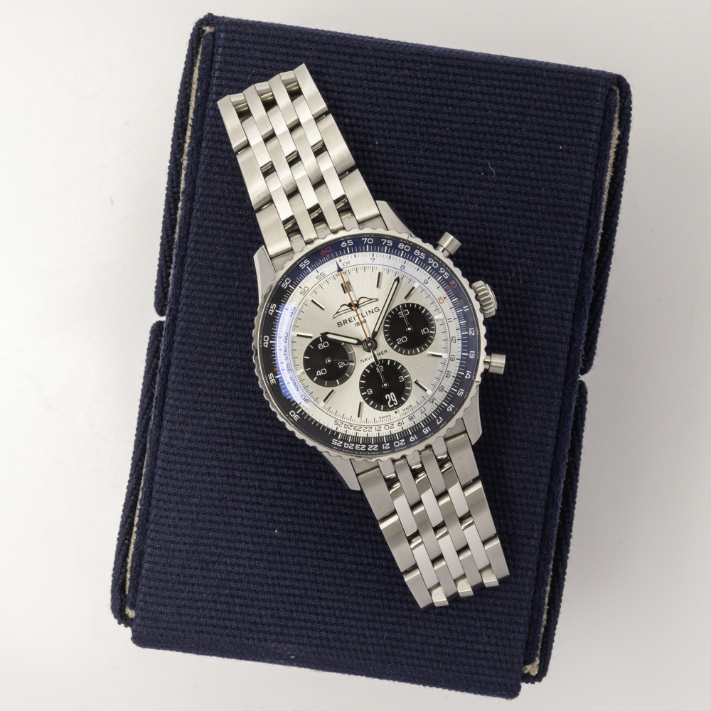 Breitling Navitimer B01 Chronograph 43 AB0138 Thumbnail 7