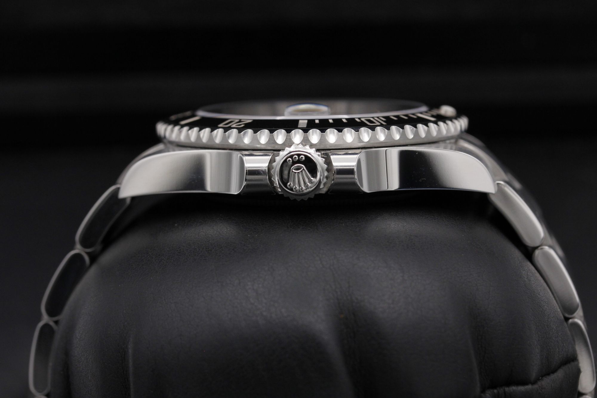 Rolex Submariner 126610 LN Thumbnail 3