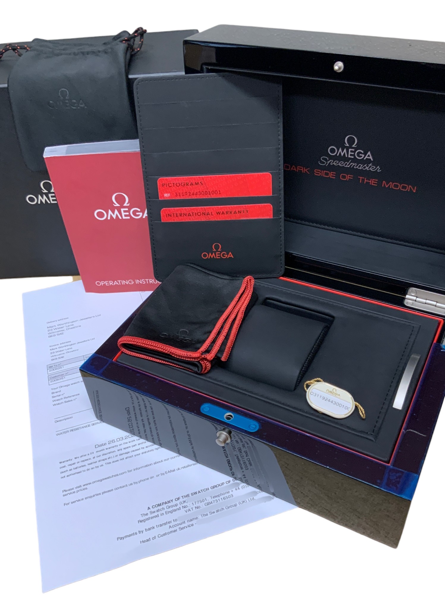 Omega Speedmaster Dark Side of the Moon 311.92.44.30.01.001 Thumbnail 4