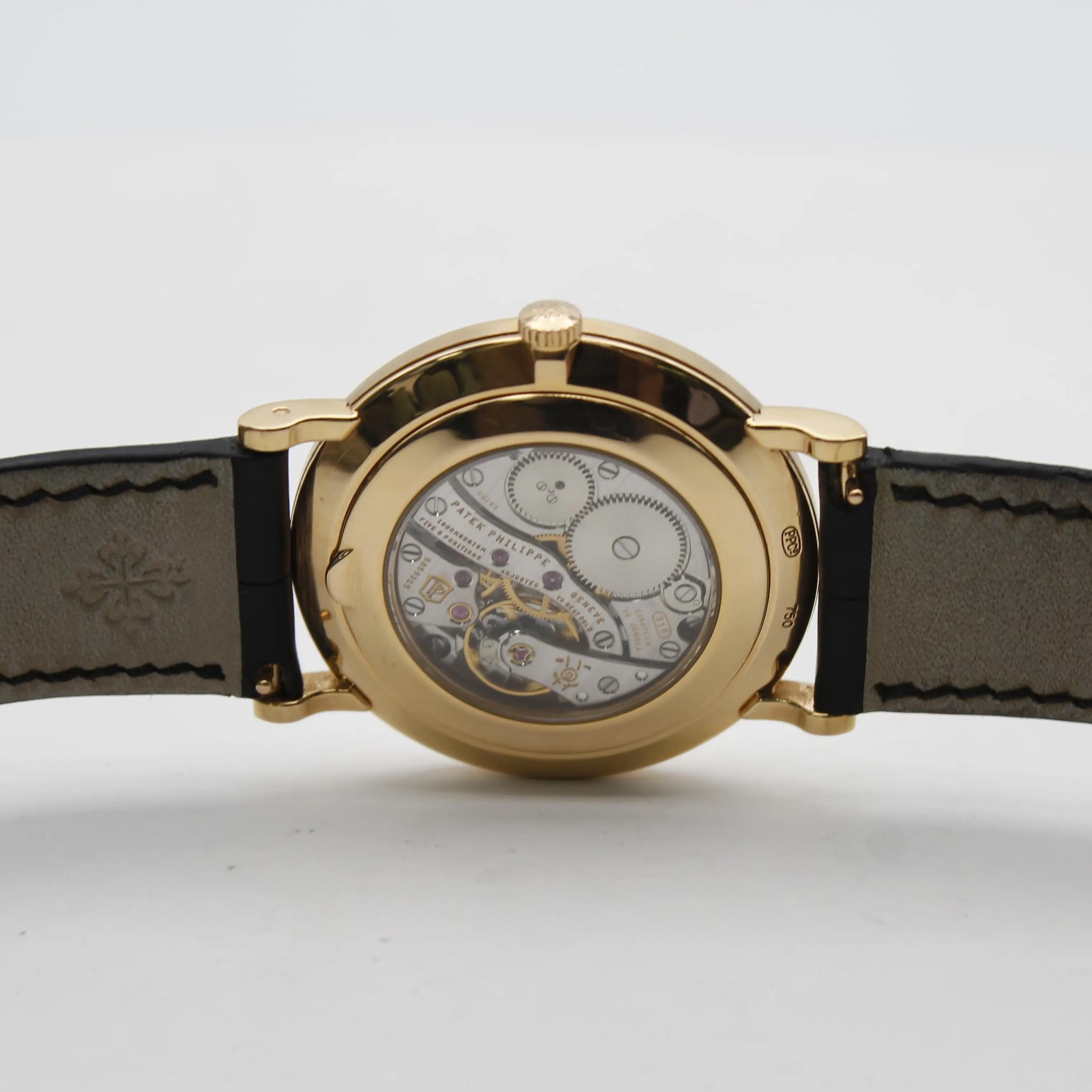 Patek Philippe Calatrava 5119R-001 Thumbnail 4