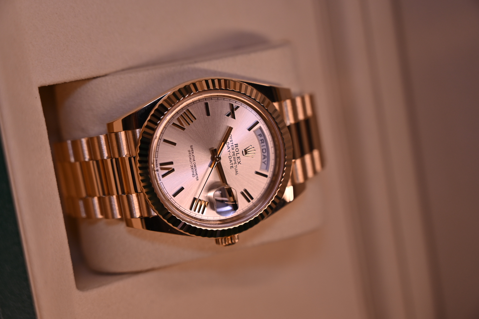 Rolex Day-Date 40 228238 Thumbnail 3