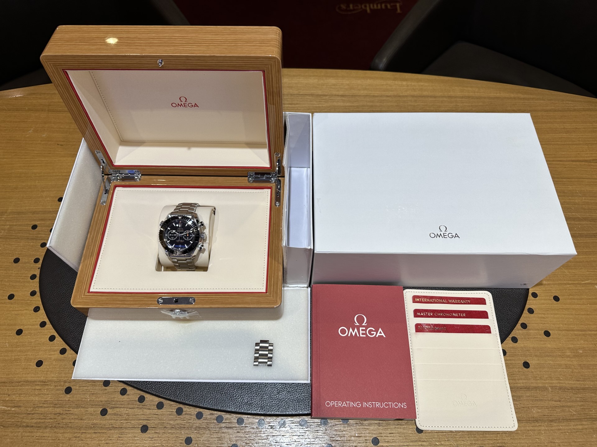 Omega Planet Ocean 215.30.46.51.01.001 Thumbnail 6