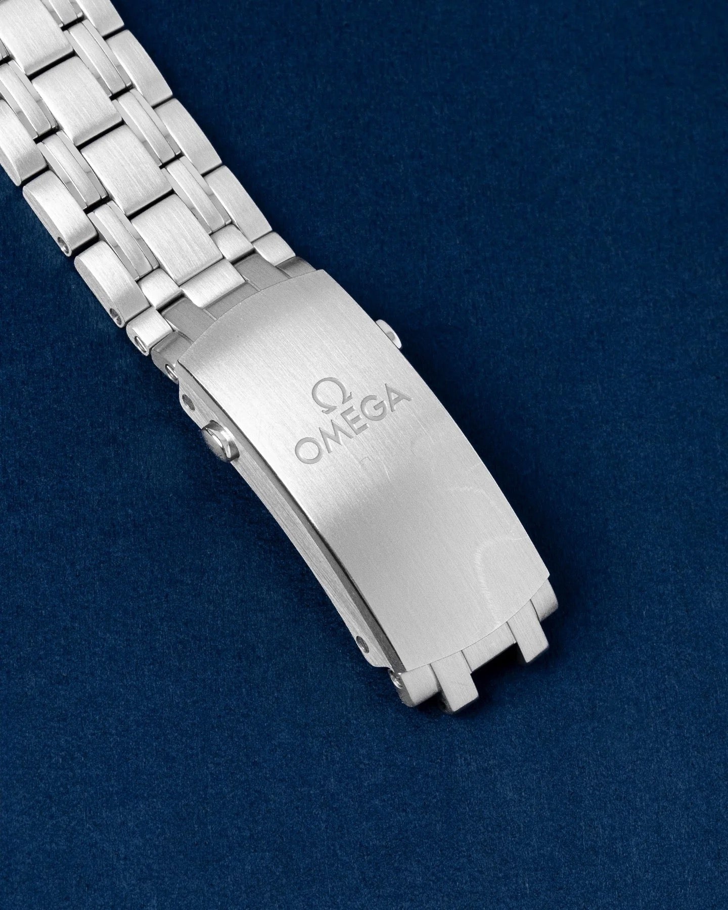 Omega Seamaster Diver 300m 210.30.42.20.01.001 Thumbnail 4