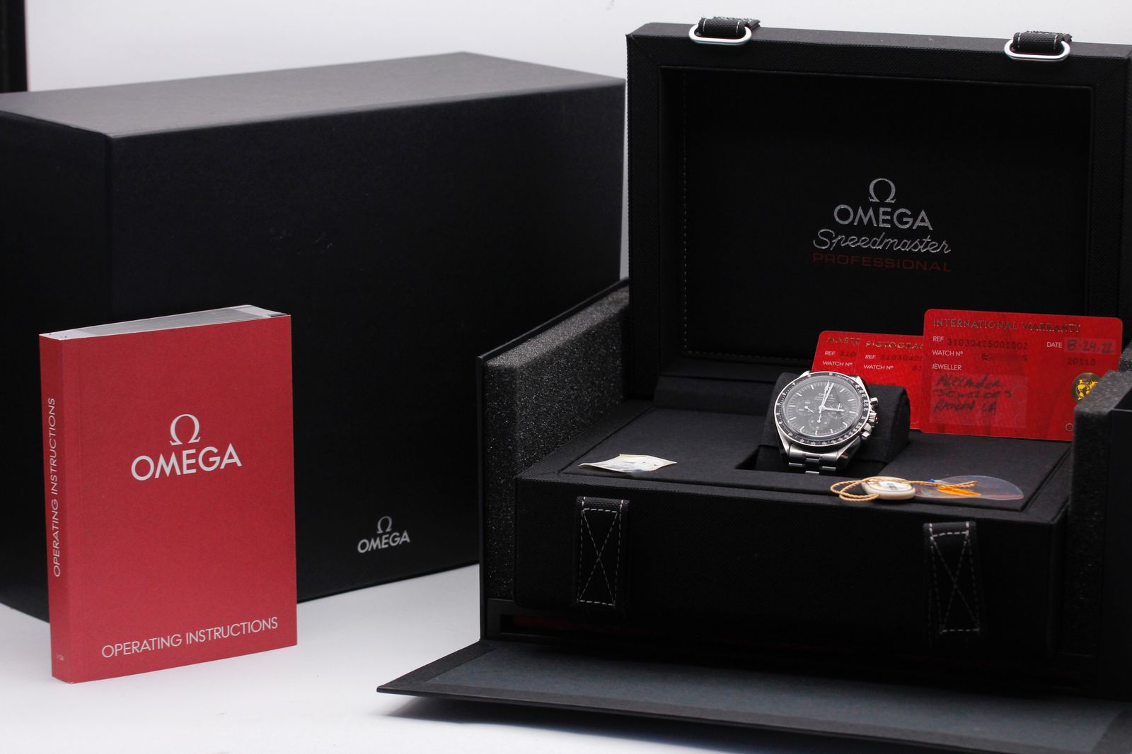 Omega Speedmaster Moonwatch Professional 310.30.42.50.01.002 Thumbnail 5