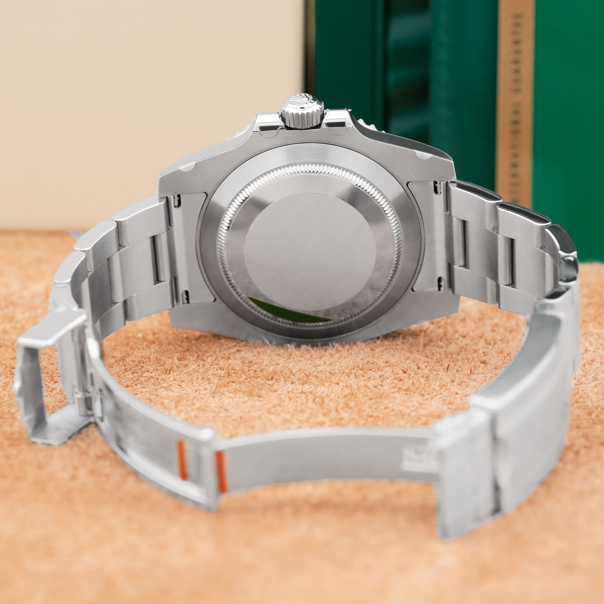 Rolex Submariner 116610 LN Thumbnail 4