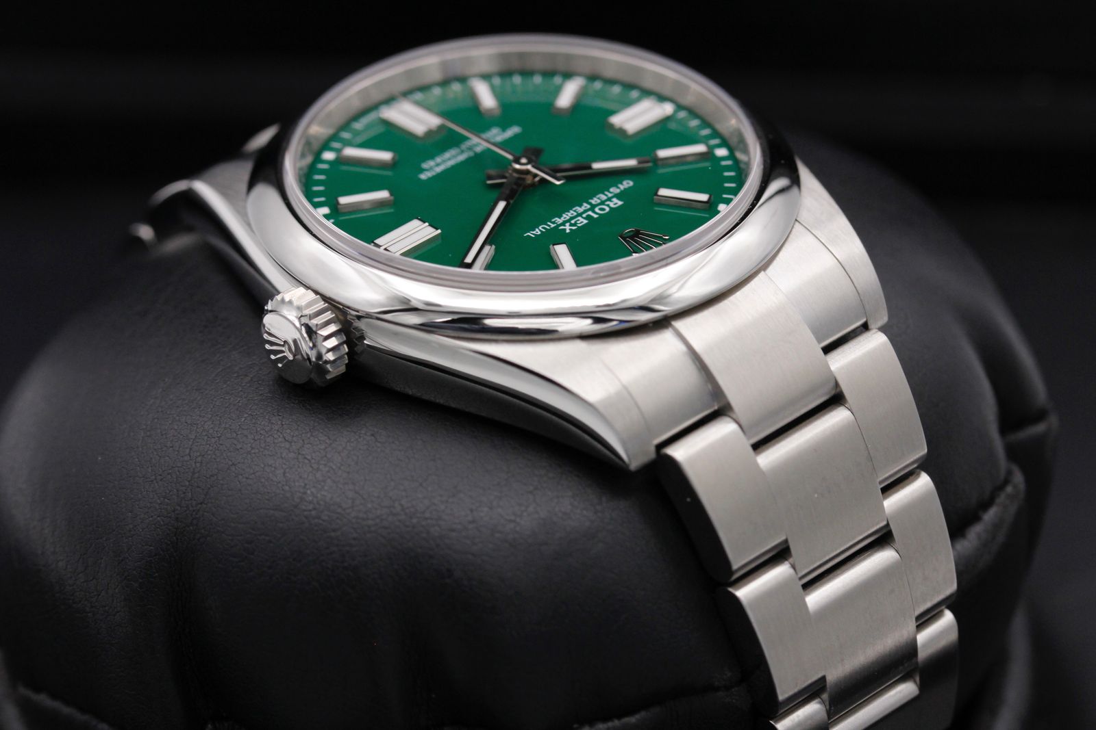 Rolex Oyster Perpetual 41 134300 Thumbnail 4
