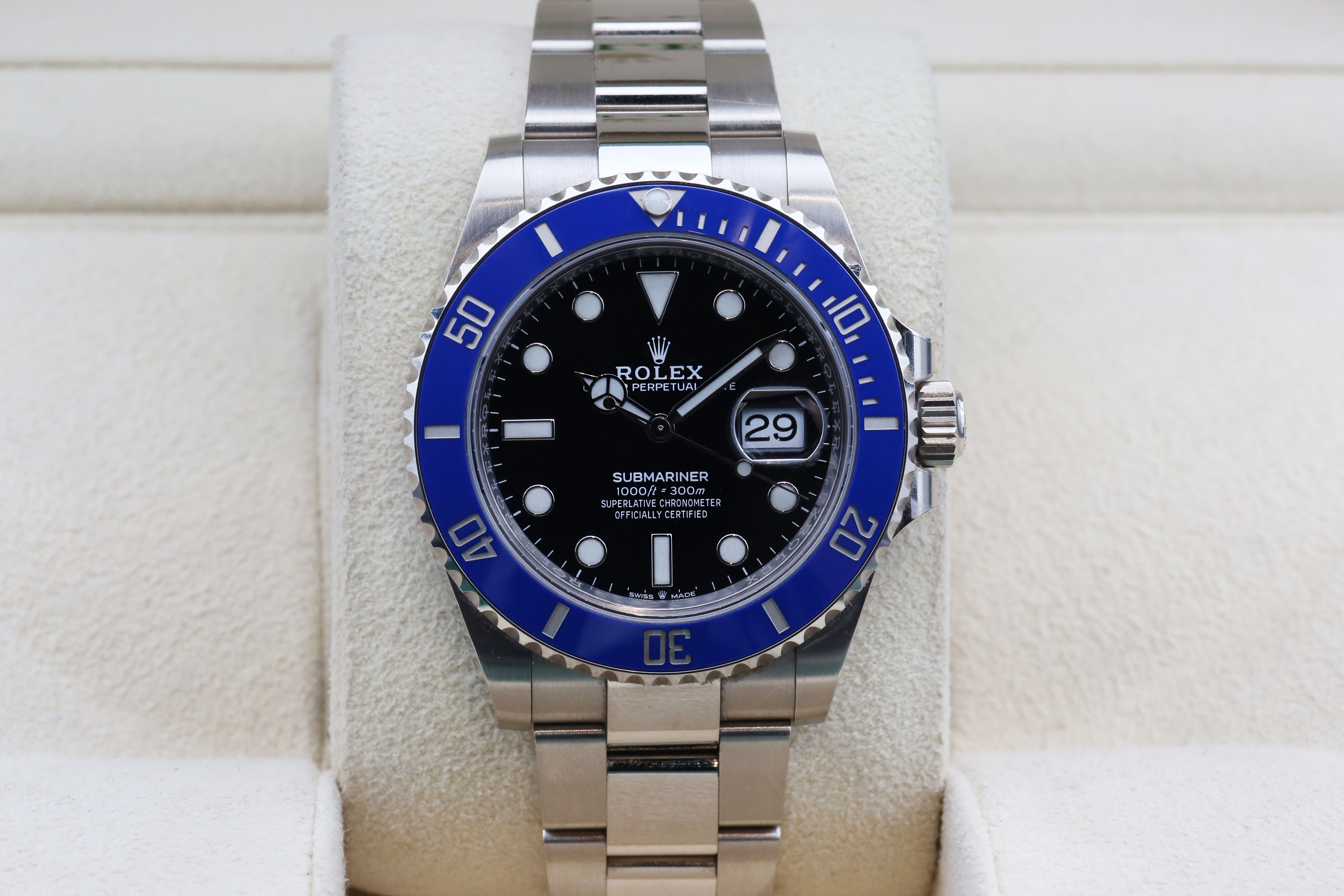 Rolex Submariner 126619 LB Thumbnail 6