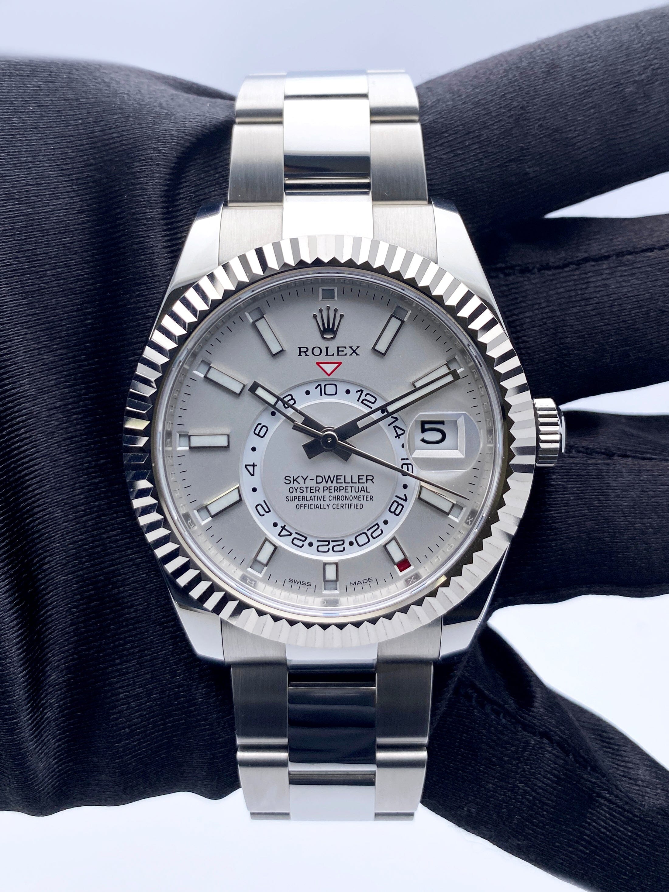 Rolex Sky-Dweller 326934 Thumbnail 2