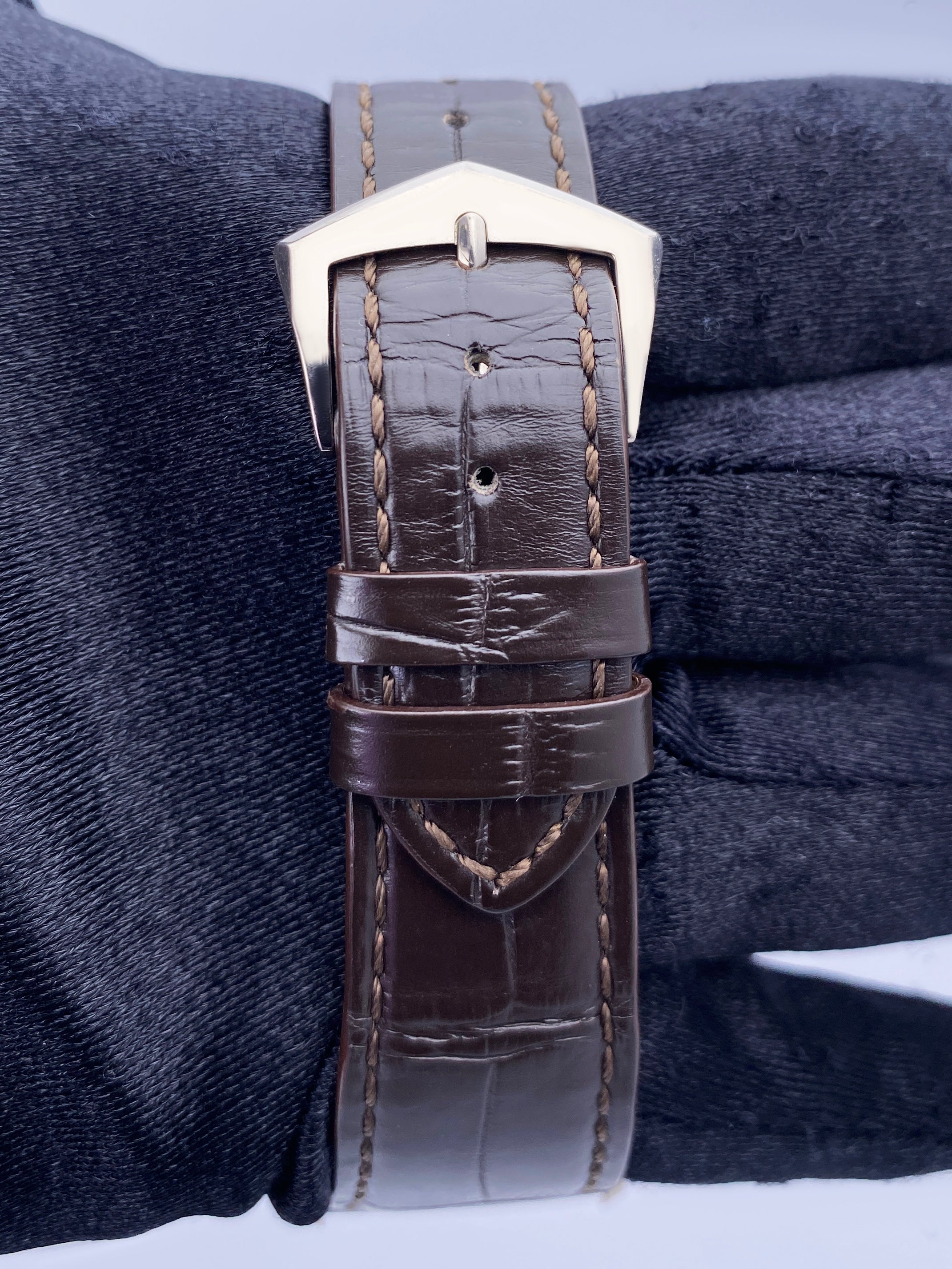 Patek Philippe Calatrava 5196G-001 Thumbnail 6