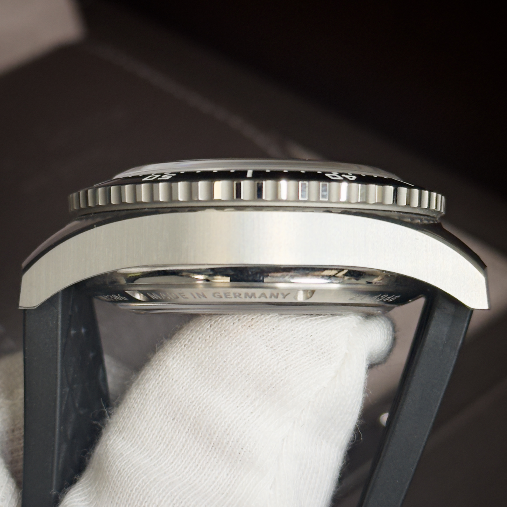 Glashutte Original SeaQ 1-37-23-03-80-33 Thumbnail 3