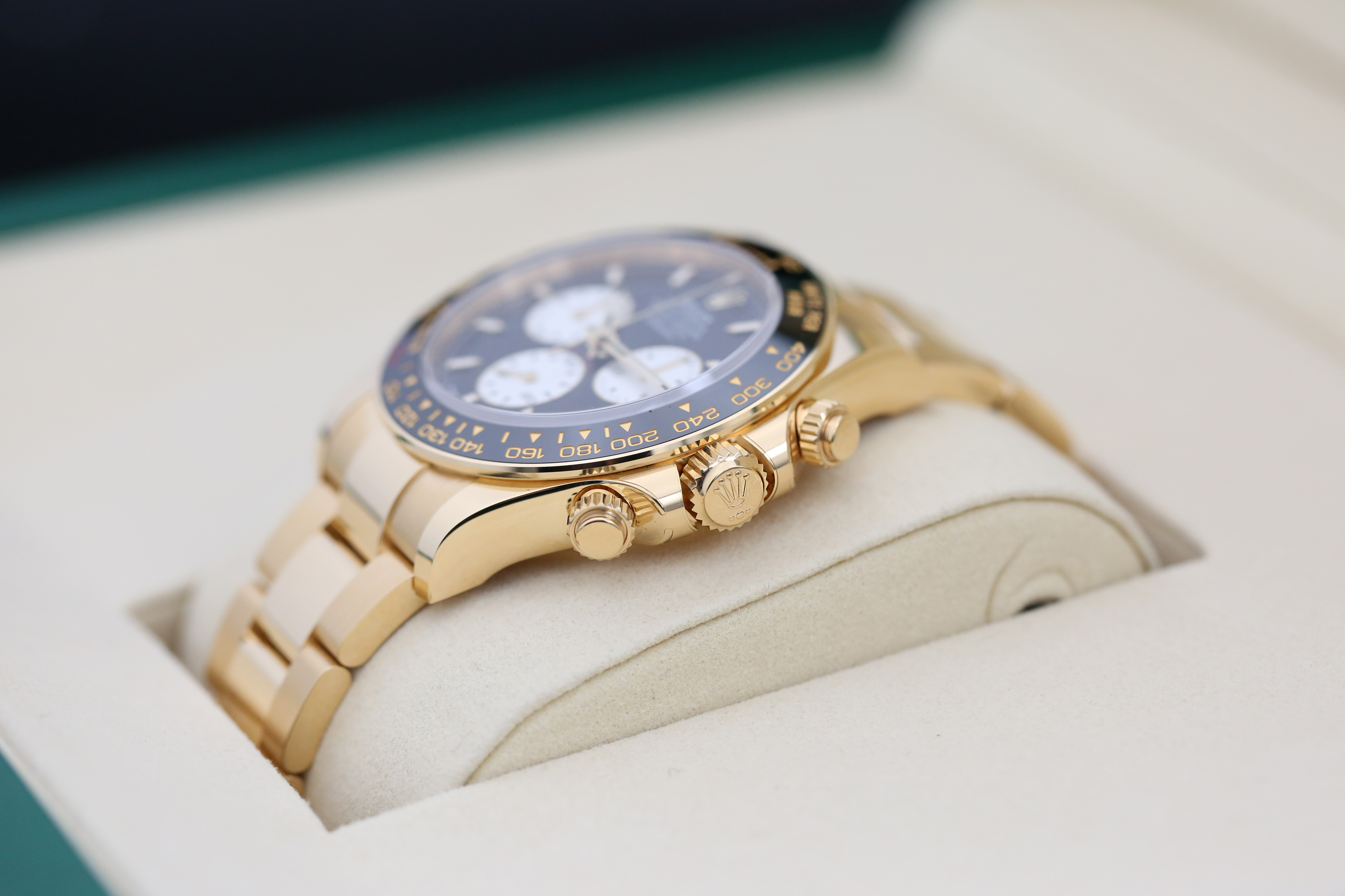 Rolex Daytona 126528 LN Thumbnail 6
