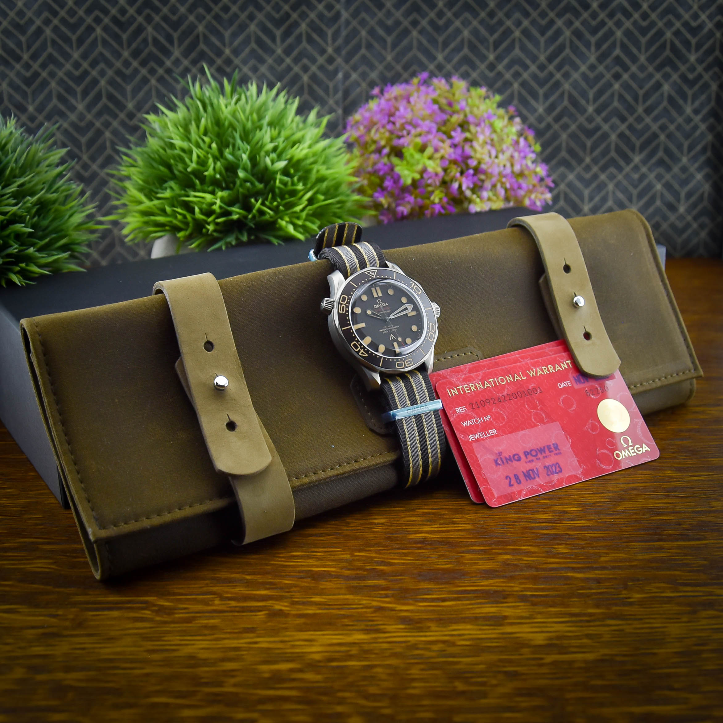 Omega Seamaster Diver 300m - James Bond Edition 210.92.42.20.01.001 Thumbnail 6