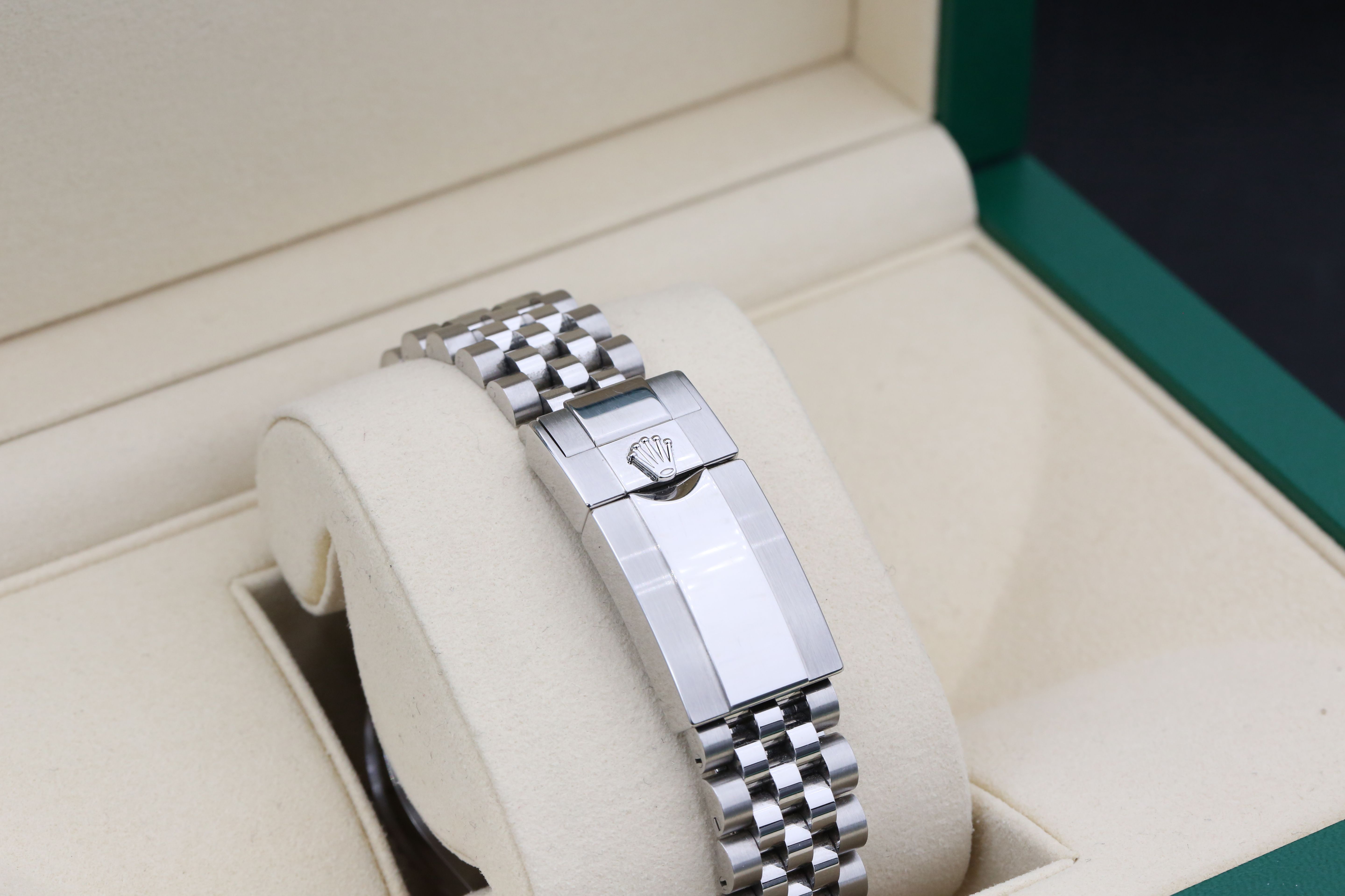 Rolex GMT Master II 126710 BLNR Thumbnail 3