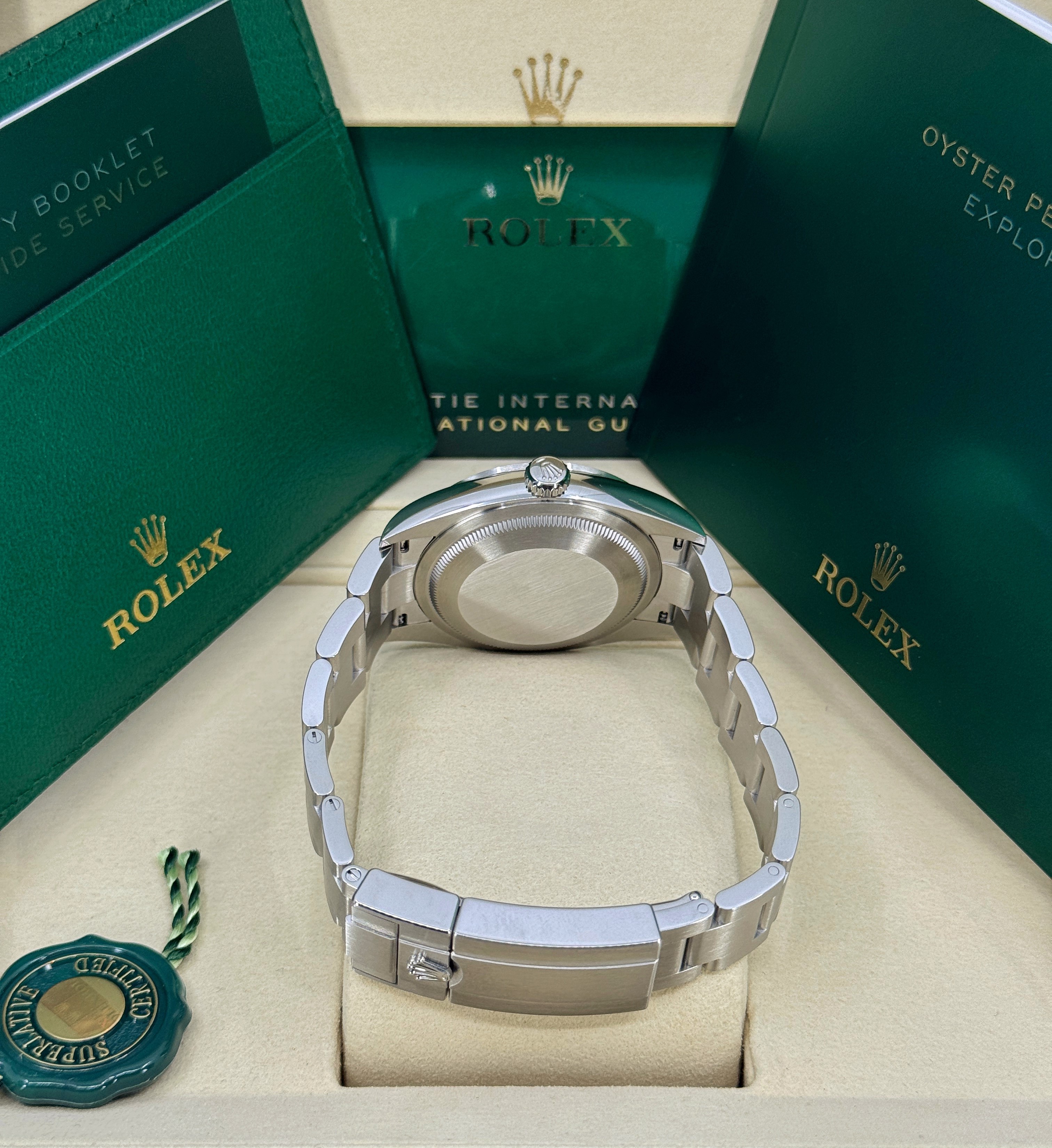 Rolex Explorer 124270 Thumbnail 4