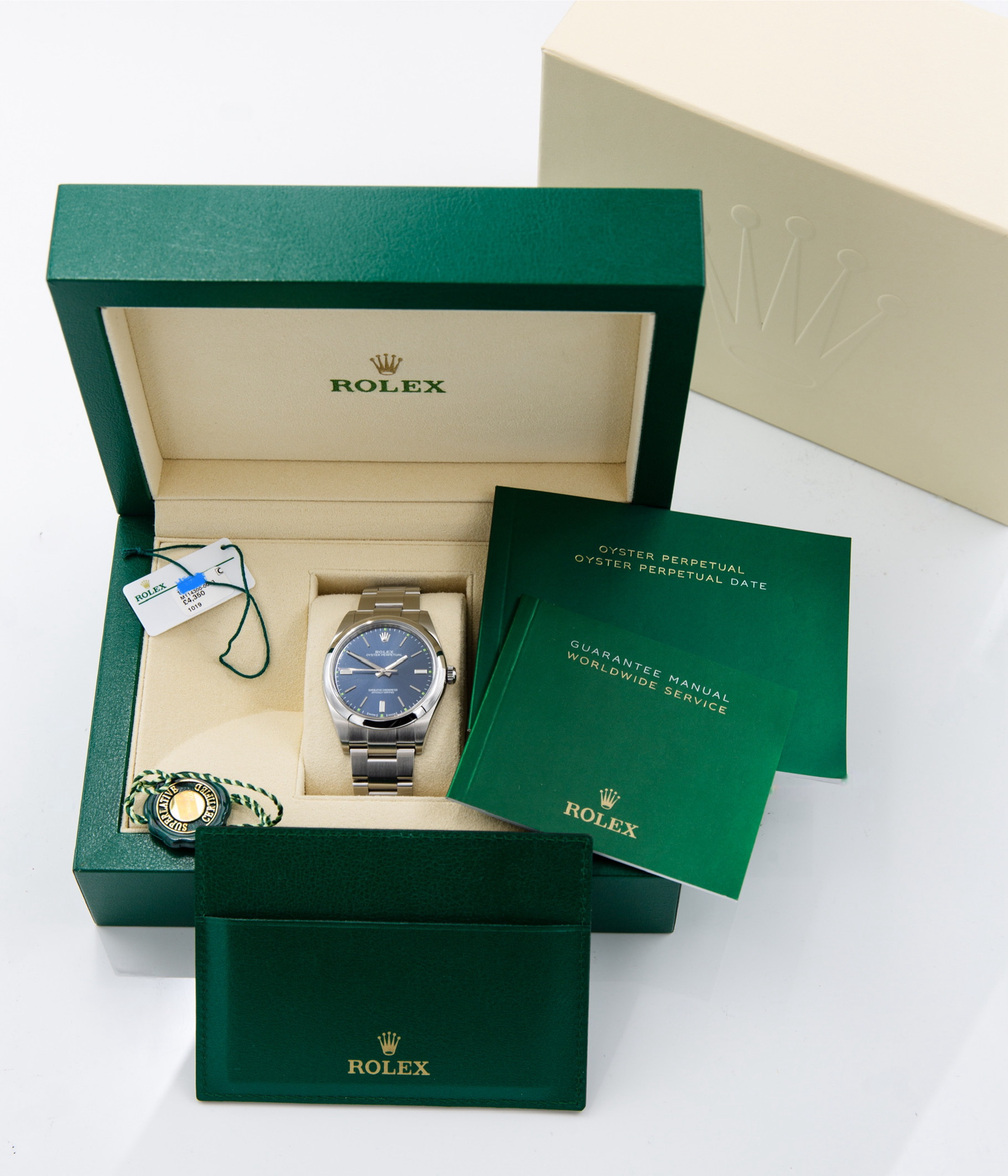 Rolex Oyster Perpetual 114300 Thumbnail 7