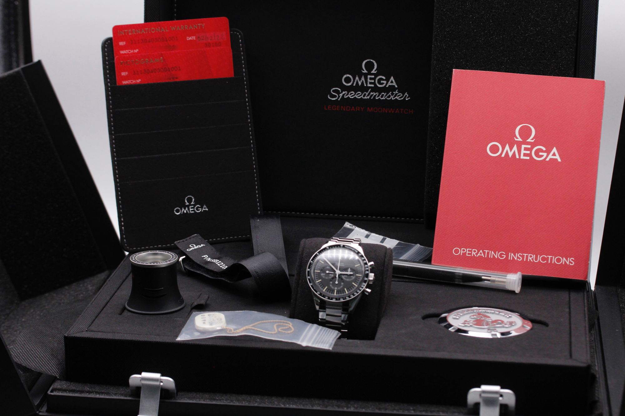 Omega Speedmaster Calibre 321 311.30.40.30.01.001 Thumbnail 5