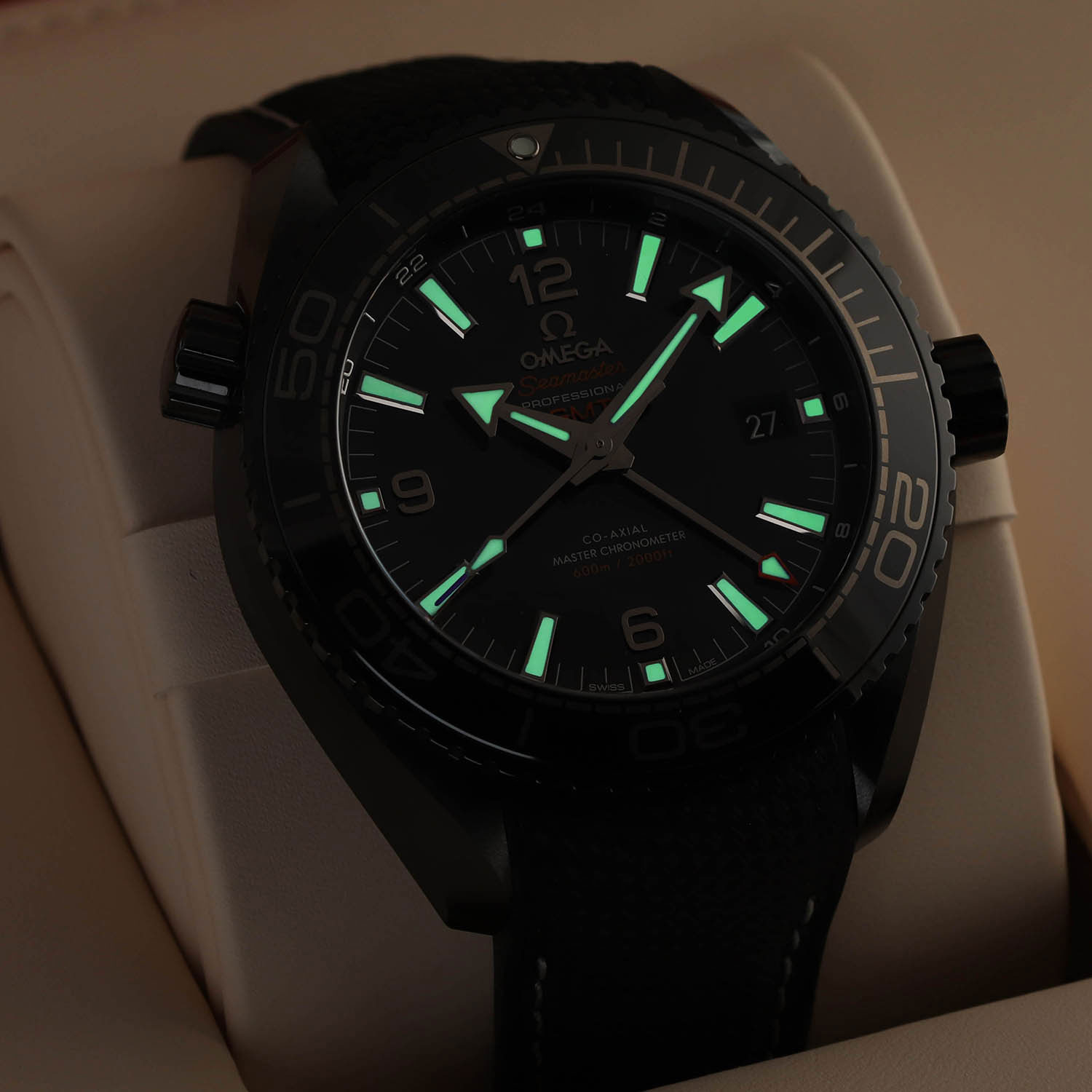 Omega Planet Ocean 215.92.46.22.01.001 Thumbnail 6